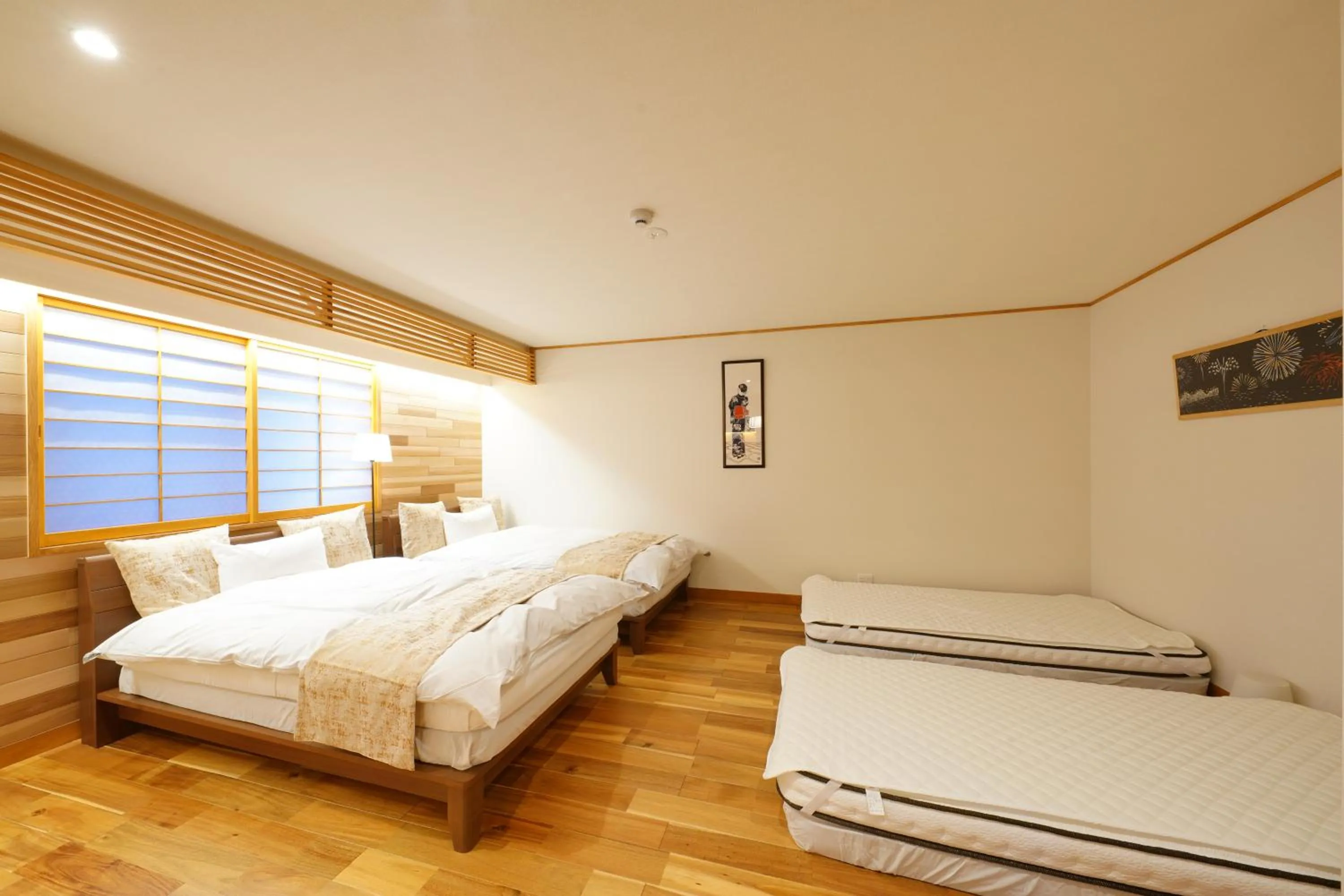 Bedroom, Bed in YADOYA Uguisu