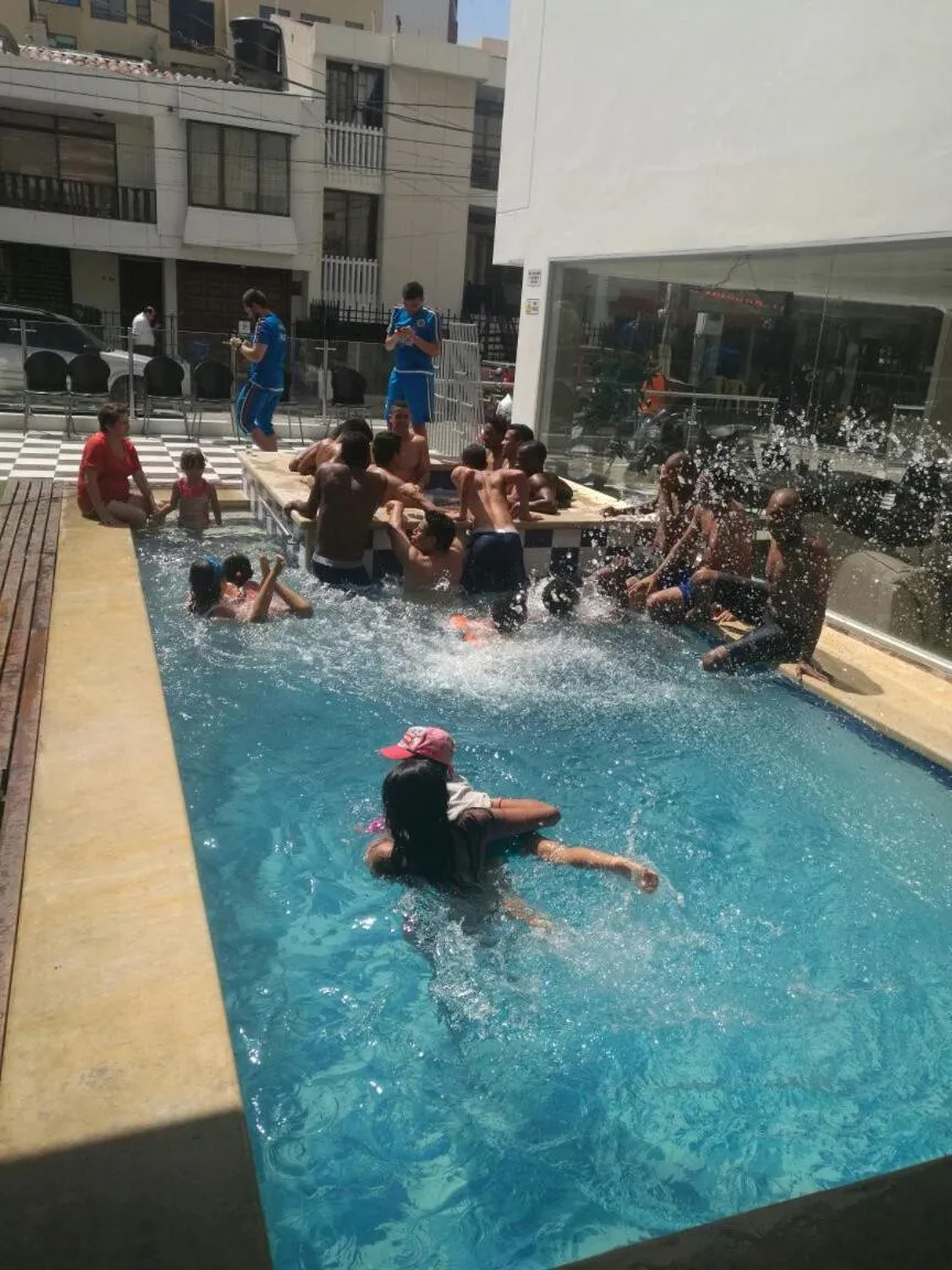 Swimming pool in Hotel Rodadero Real