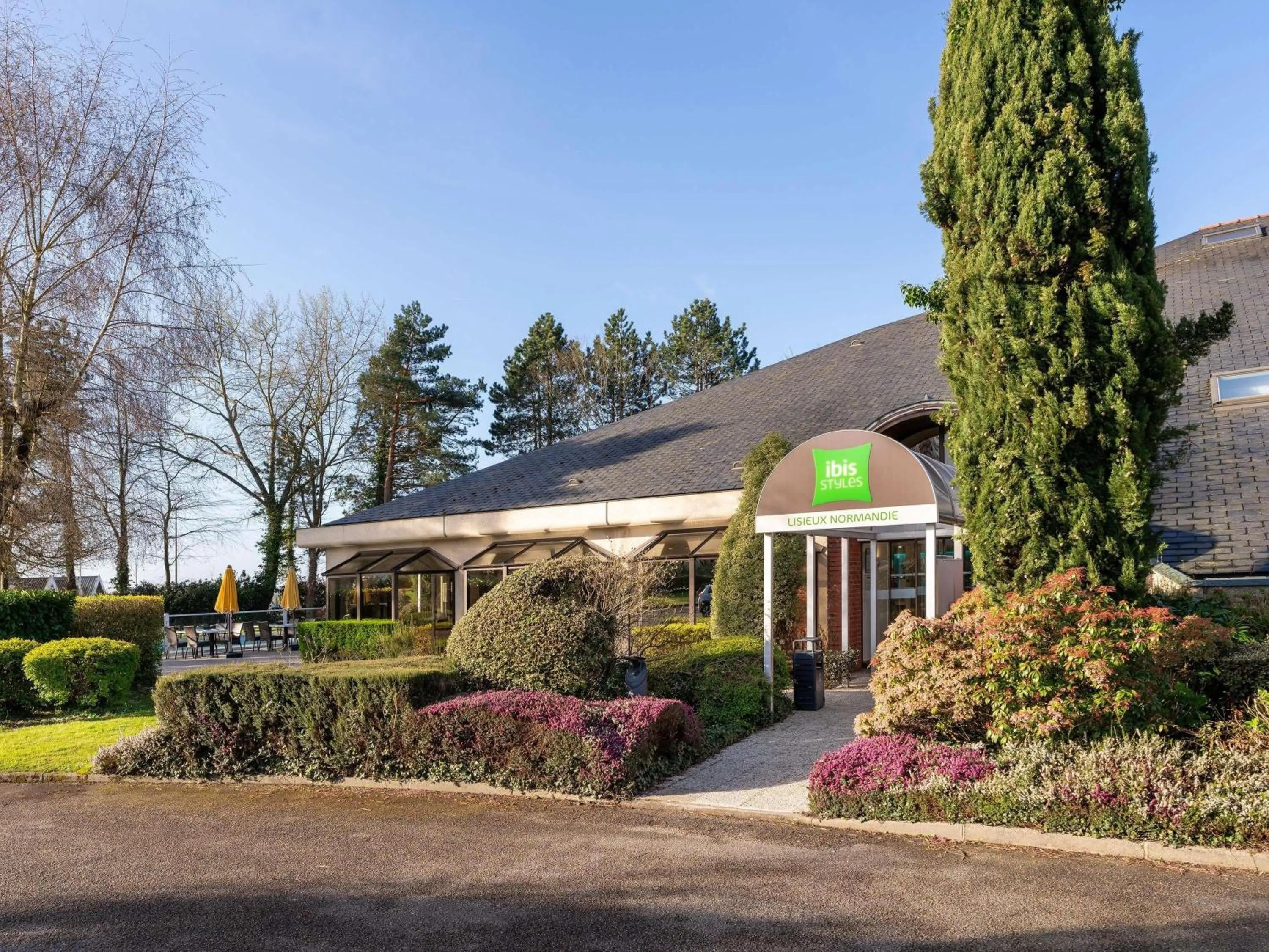 Property building in Ibis Styles Lisieux Normandie