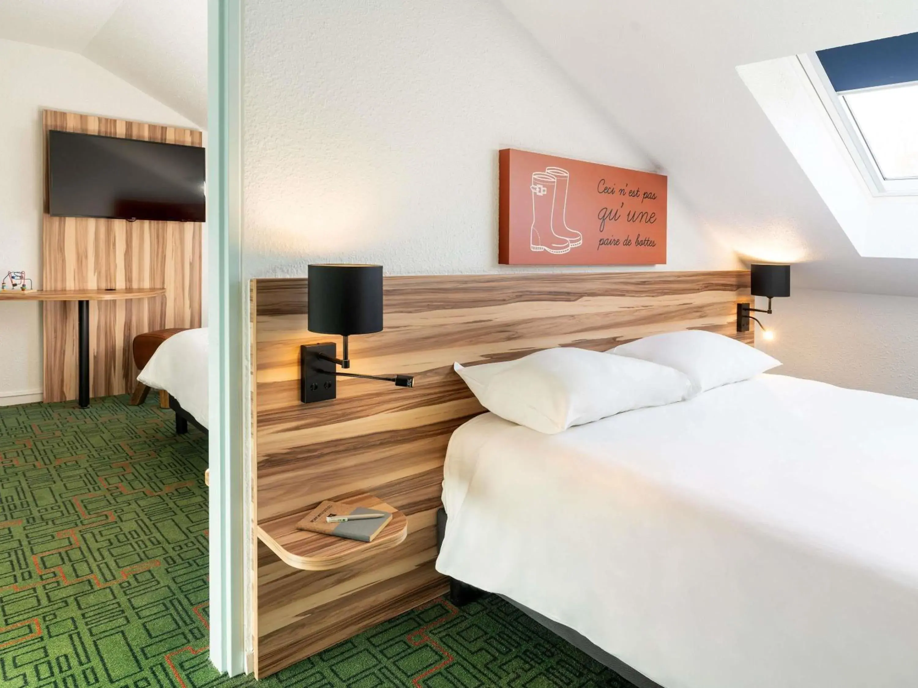 Bedroom, Bed in Ibis Styles Lisieux Normandie Bedroom, Bed in Ibis Styles Lisieux Normandie