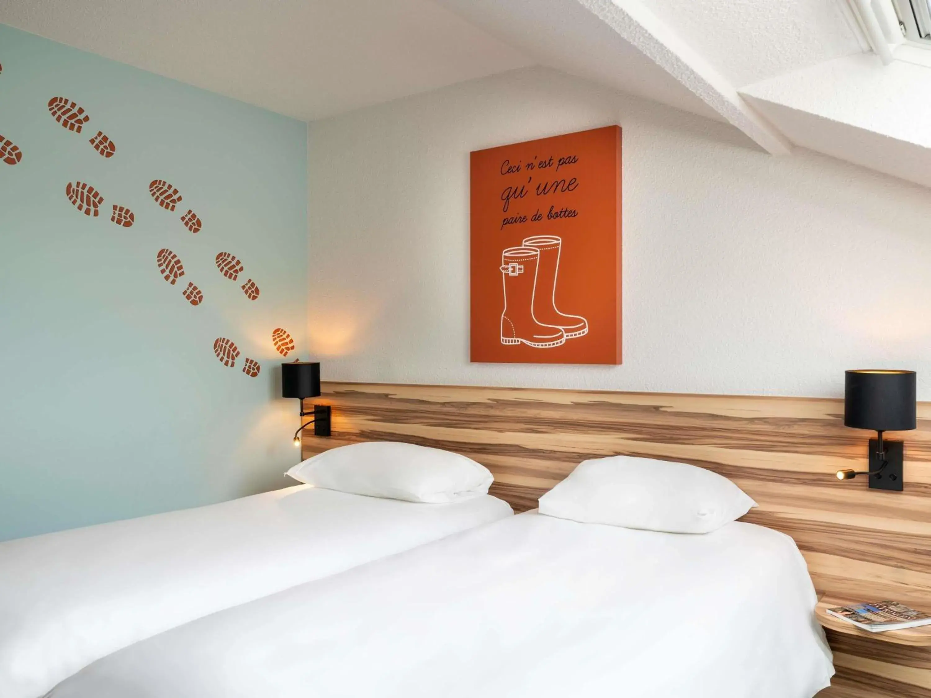 Bedroom, Bed in Ibis Styles Lisieux Normandie Bedroom, Bed in Ibis Styles Lisieux Normandie