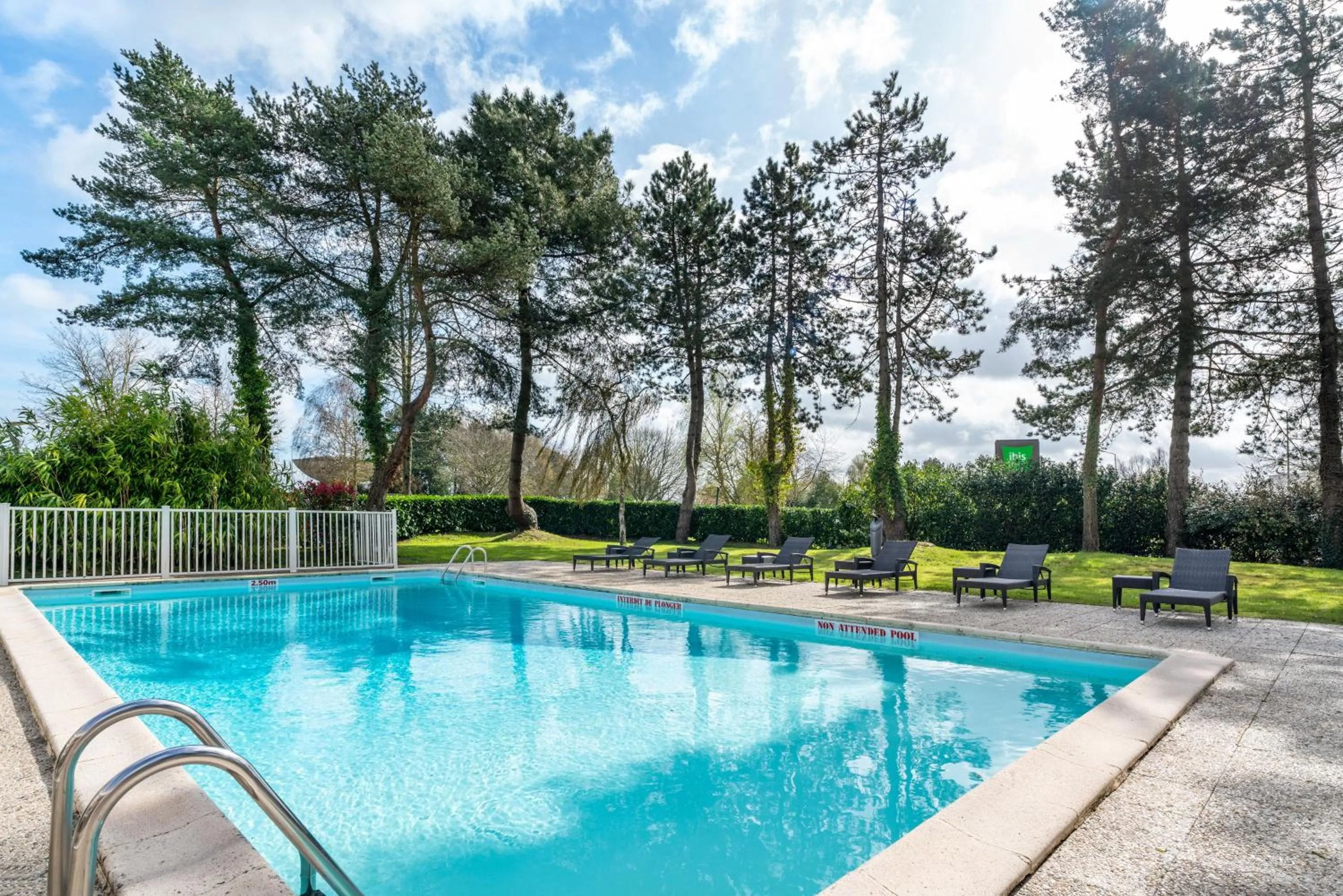 Swimming pool in Ibis Styles Lisieux Normandie
