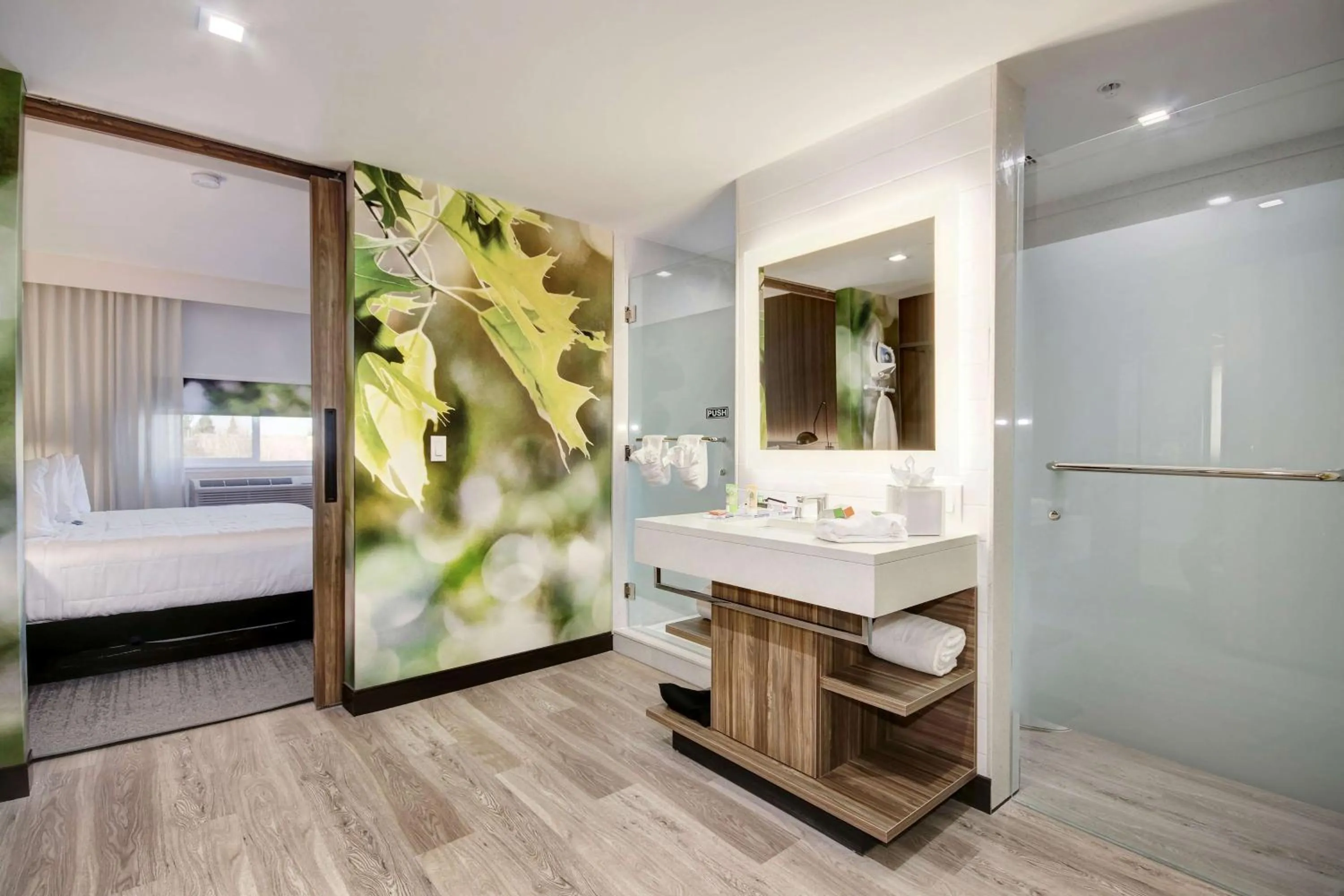 Photo of the whole room, Bed in Wyndham Garden Sacramento Airport Natomas