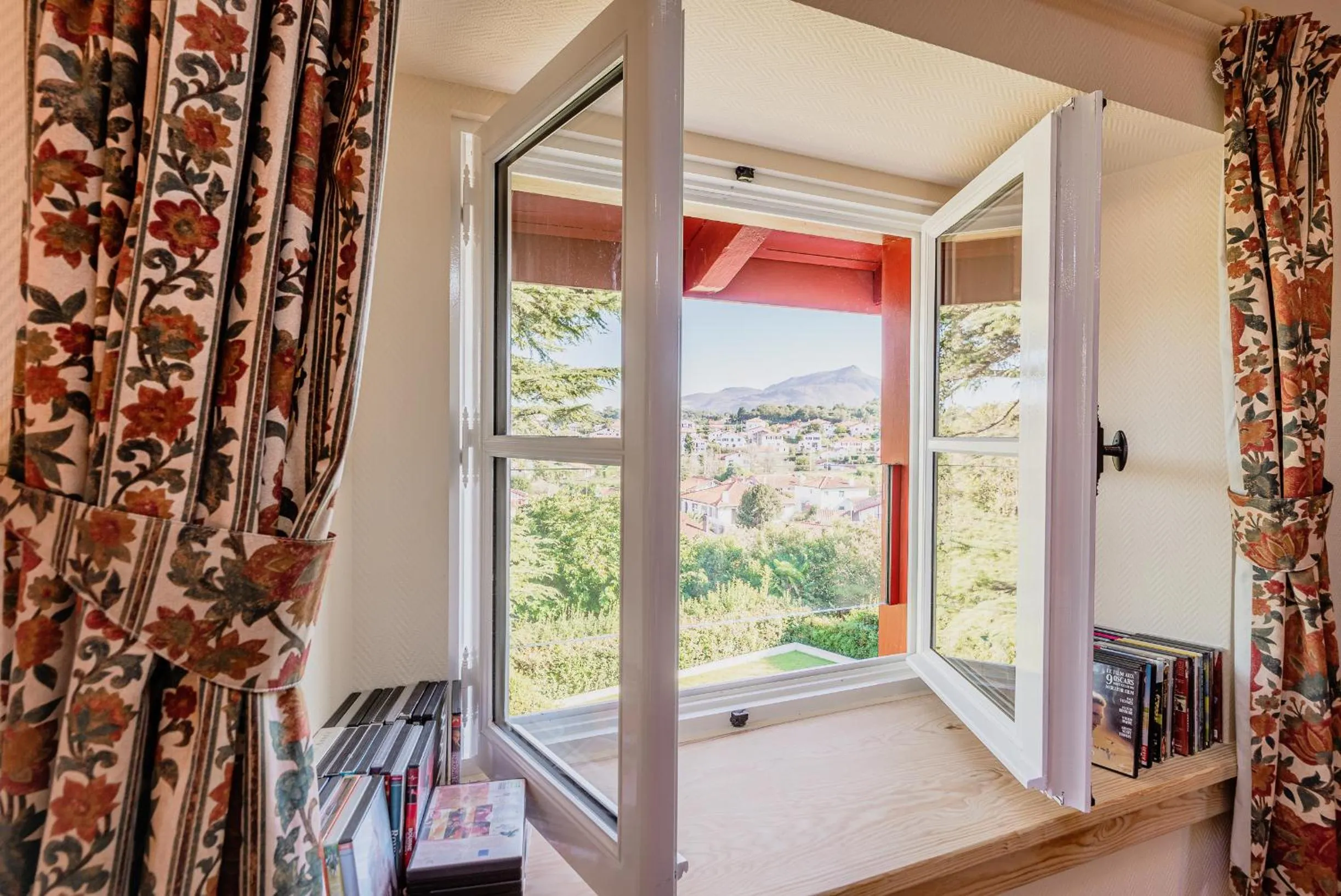 Mountain view in Aita Baita