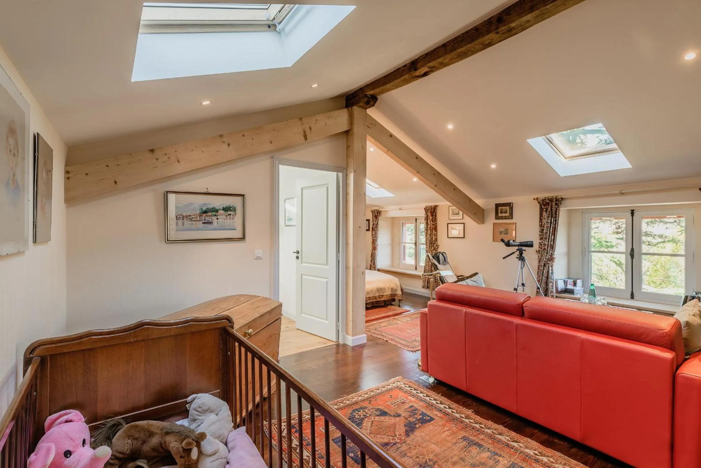 Photo of the whole room in Aita Baita