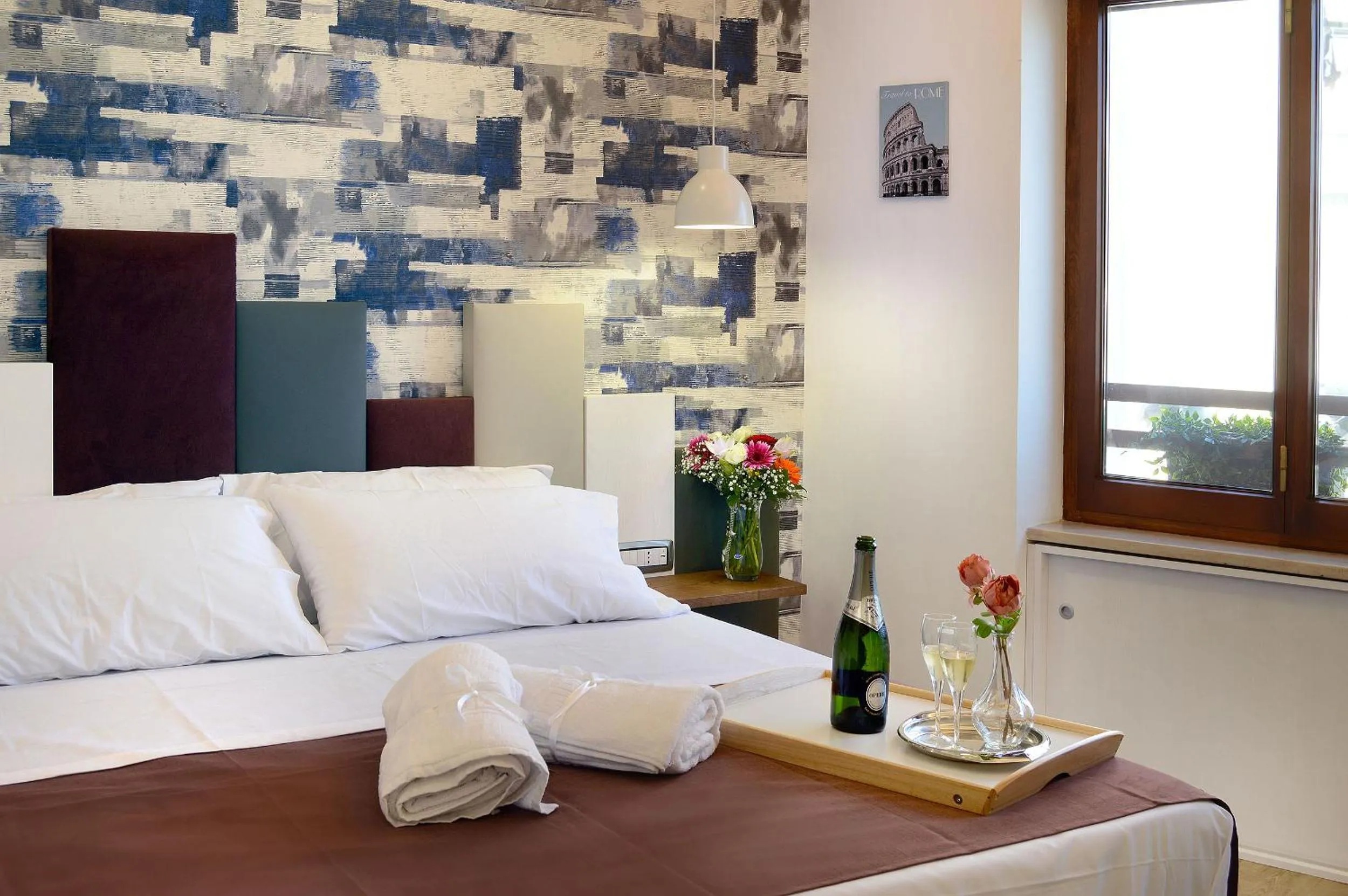 Bed in Napoli Central Station Studio