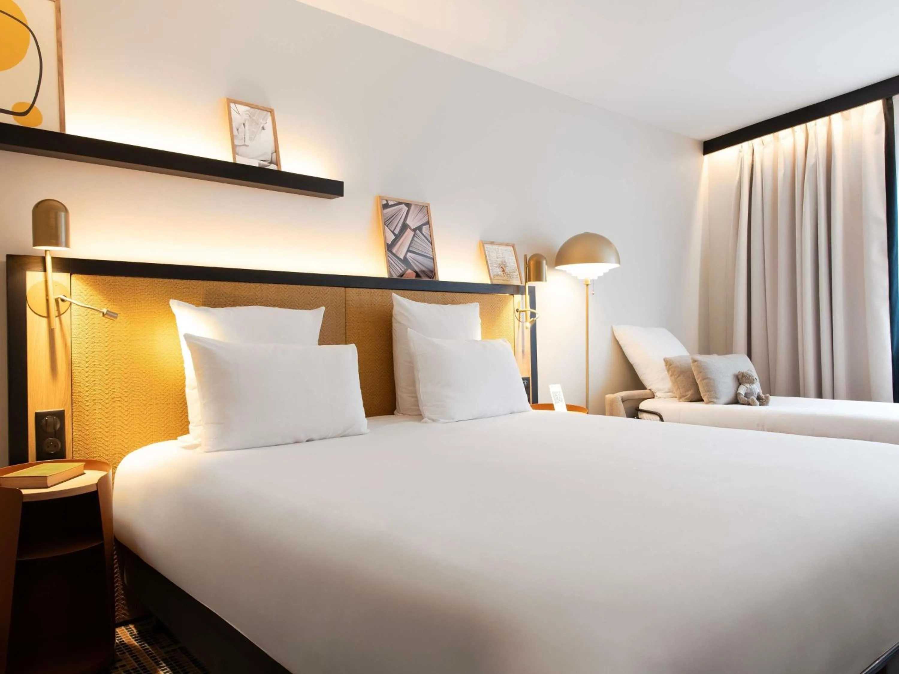 Bedroom, Bed in Mercure Paris Bercy Bibliothèque