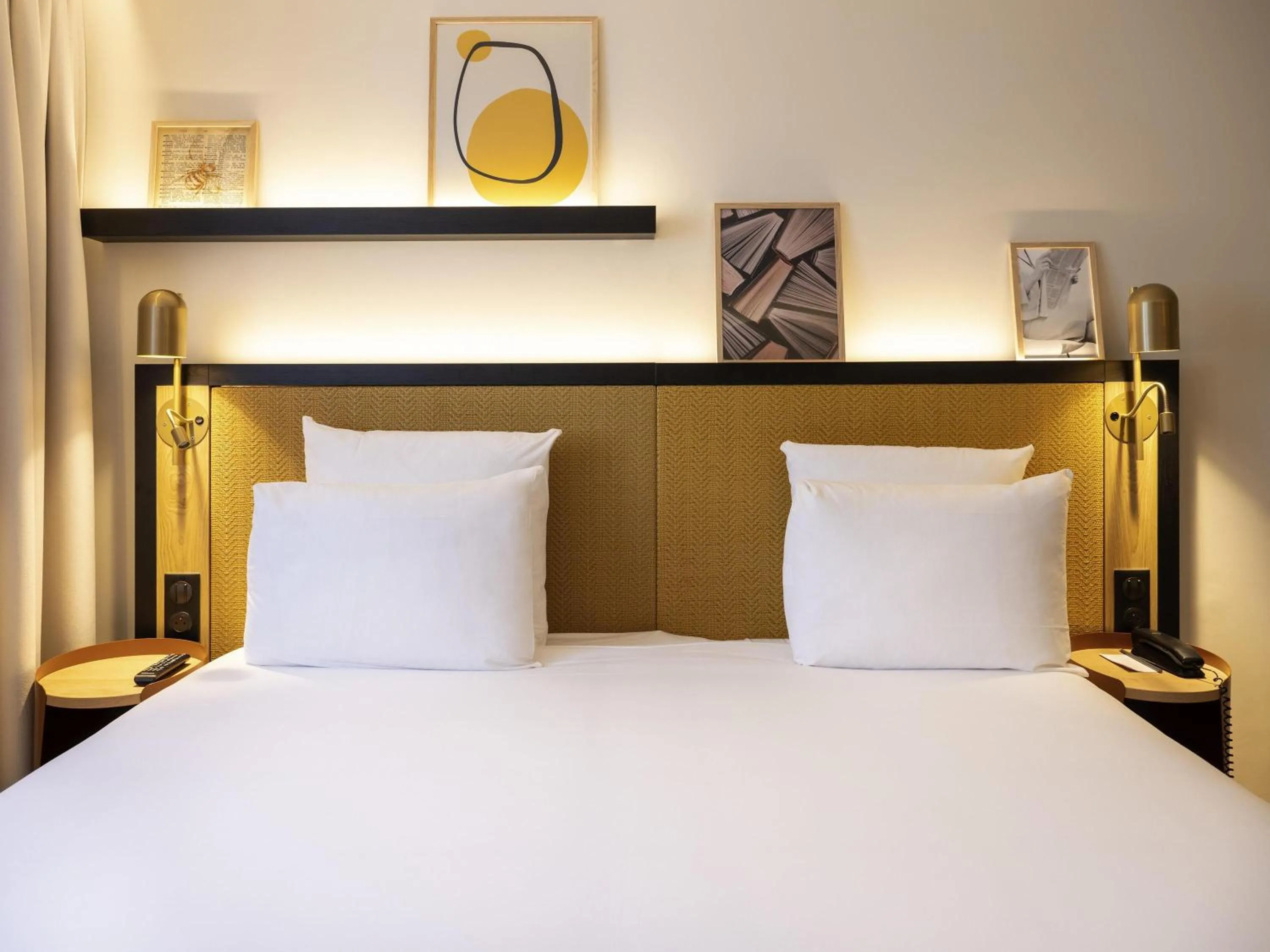 Bedroom, Bed in Mercure Paris Bercy Bibliothèque