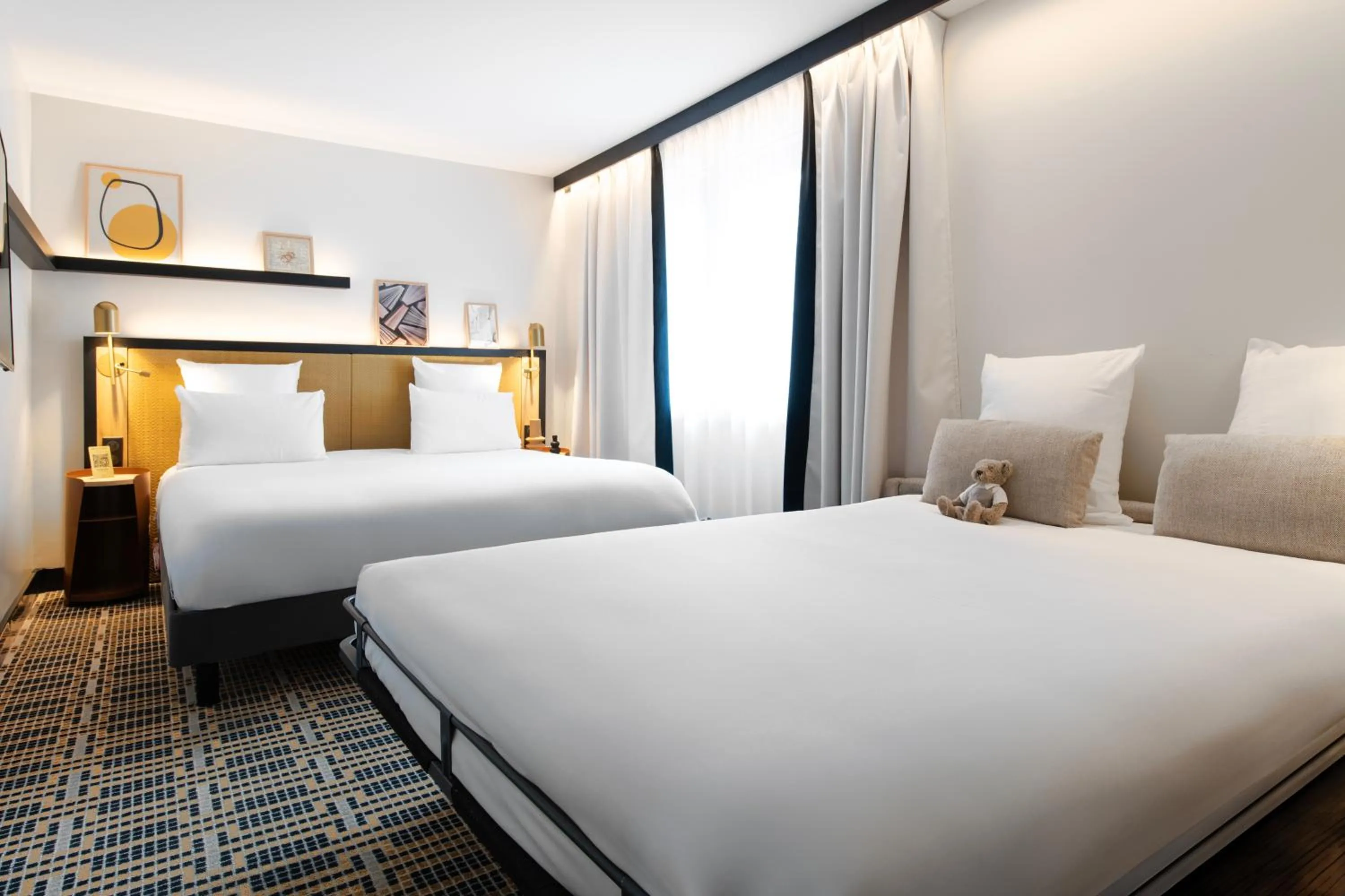 Photo of the whole room, Bed in Mercure Paris Bercy Bibliothèque