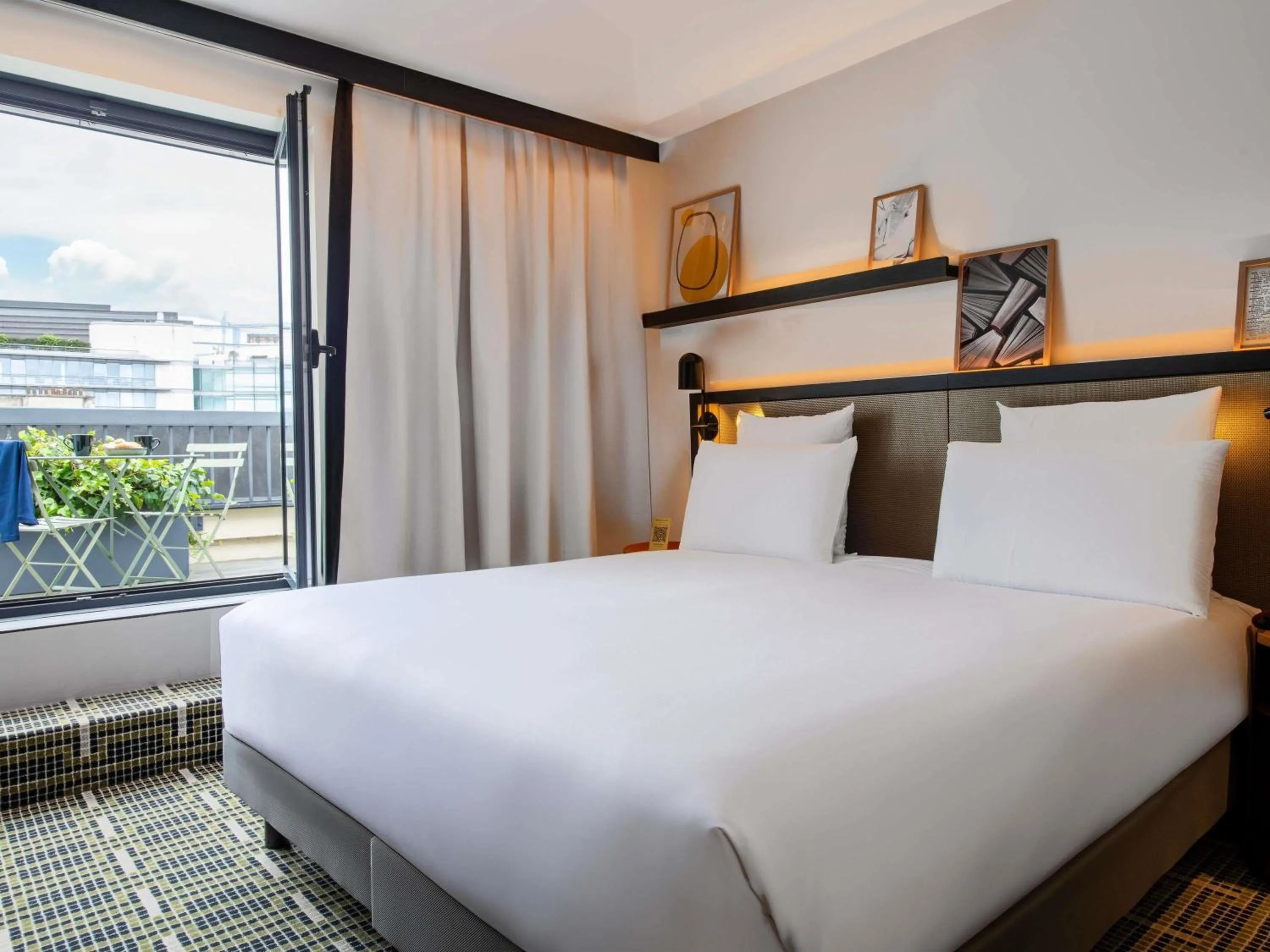 Bedroom, Bed in Mercure Paris Bercy Bibliothèque