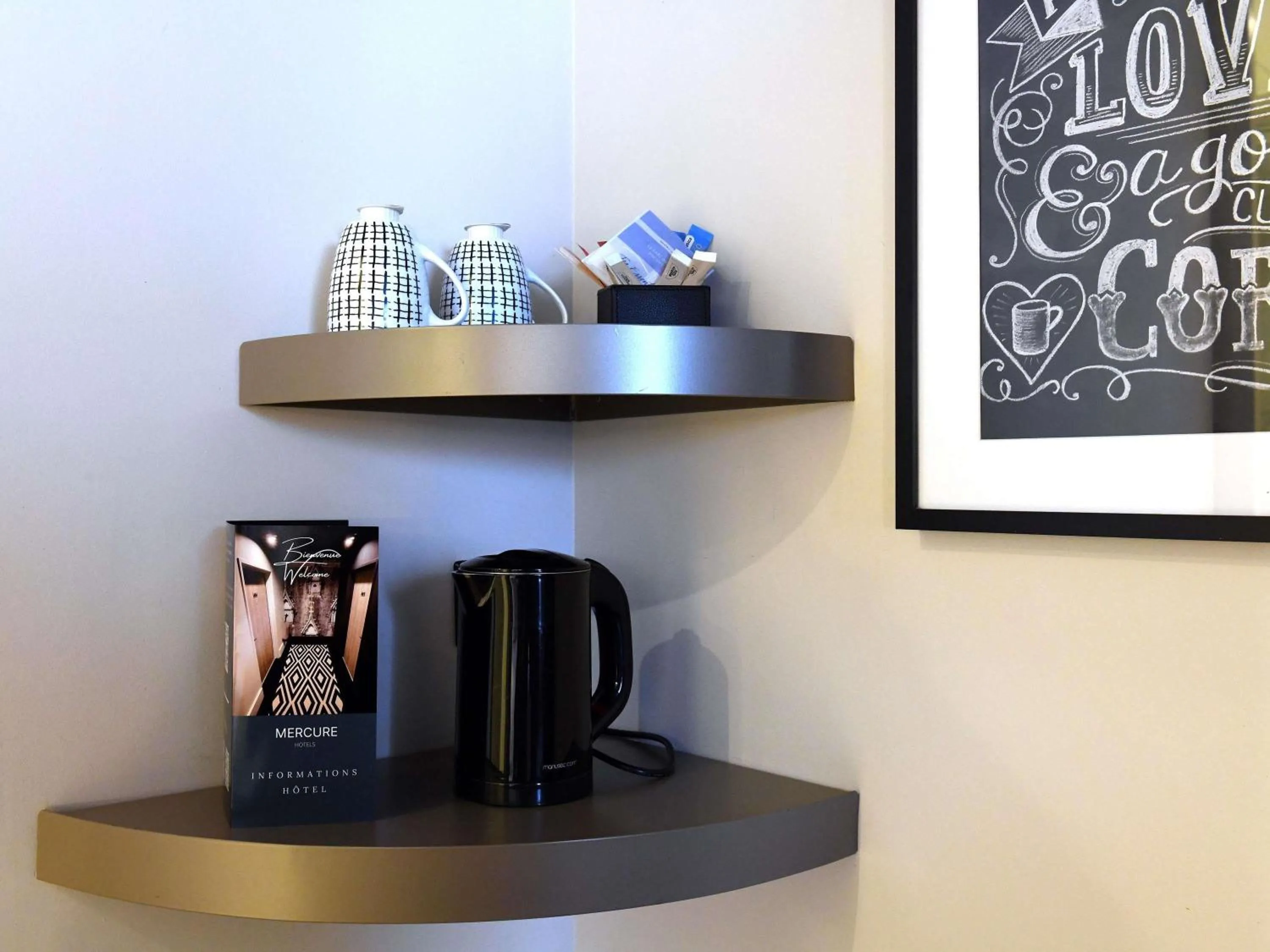 Bedroom in Mercure Arras Centre Gare