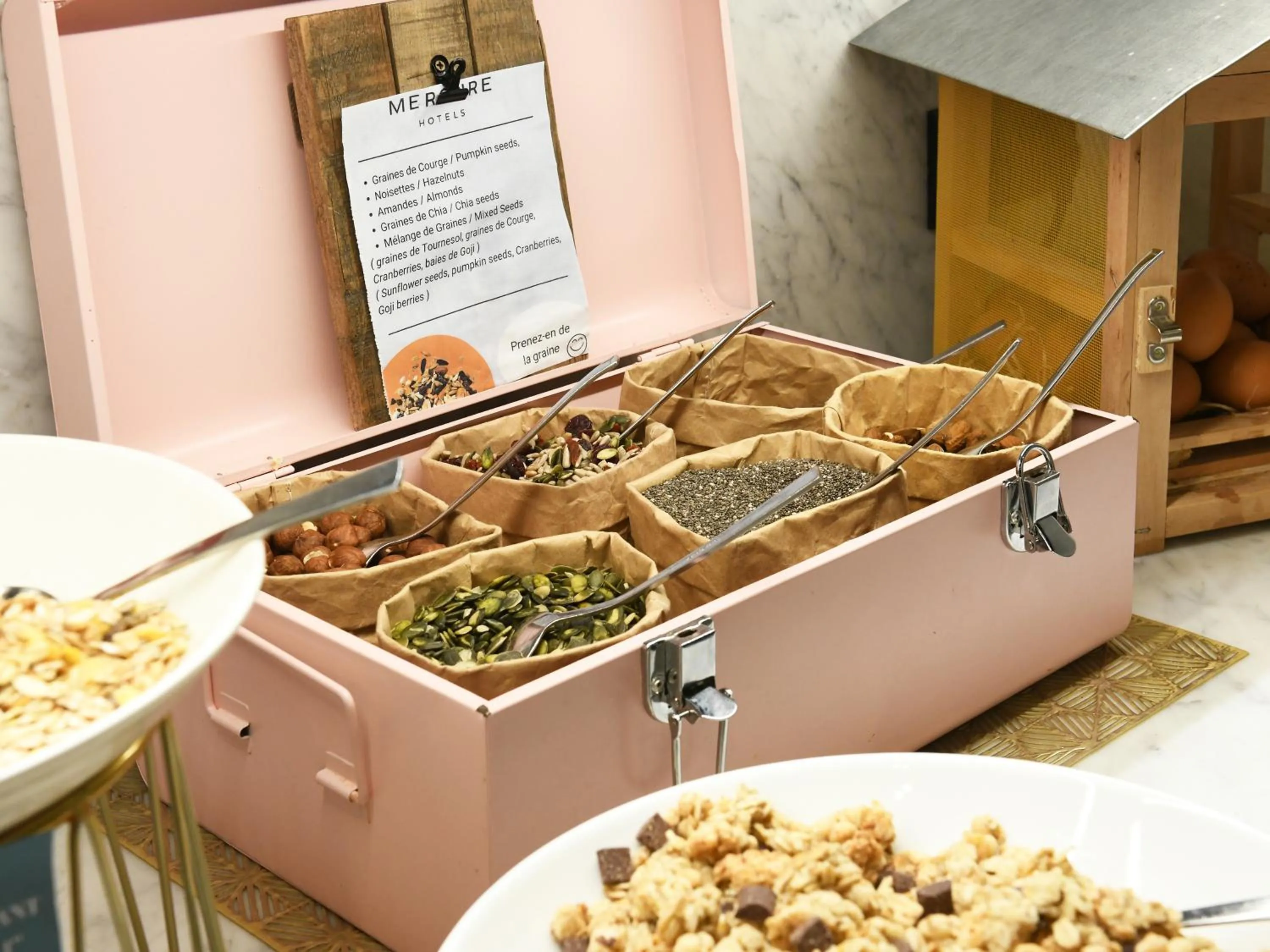 Food in Mercure Arras Centre Gare