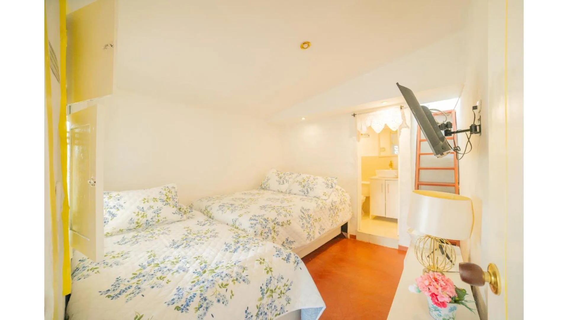 Bed in Posada del Angel