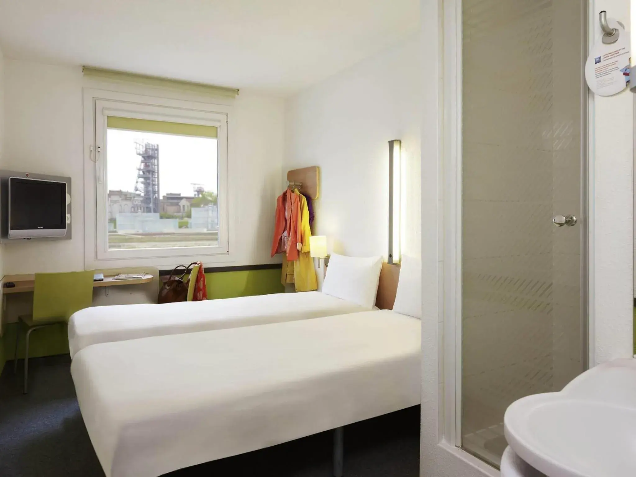 Bedroom, Bed in ibis budget Katowice Centrum Bedroom, Bed in ibis budget Katowice Centrum