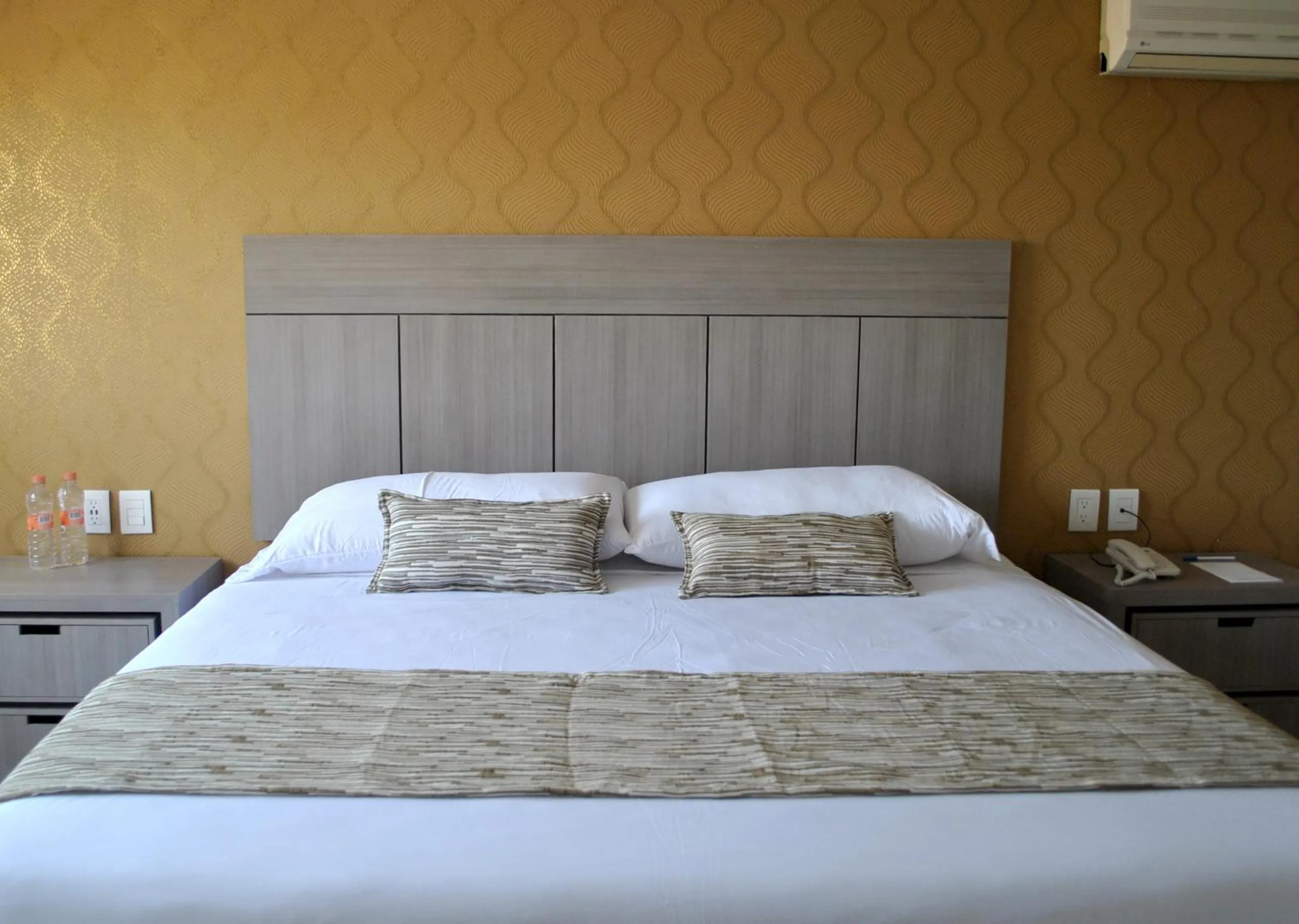 Bed in Hotel Infinity