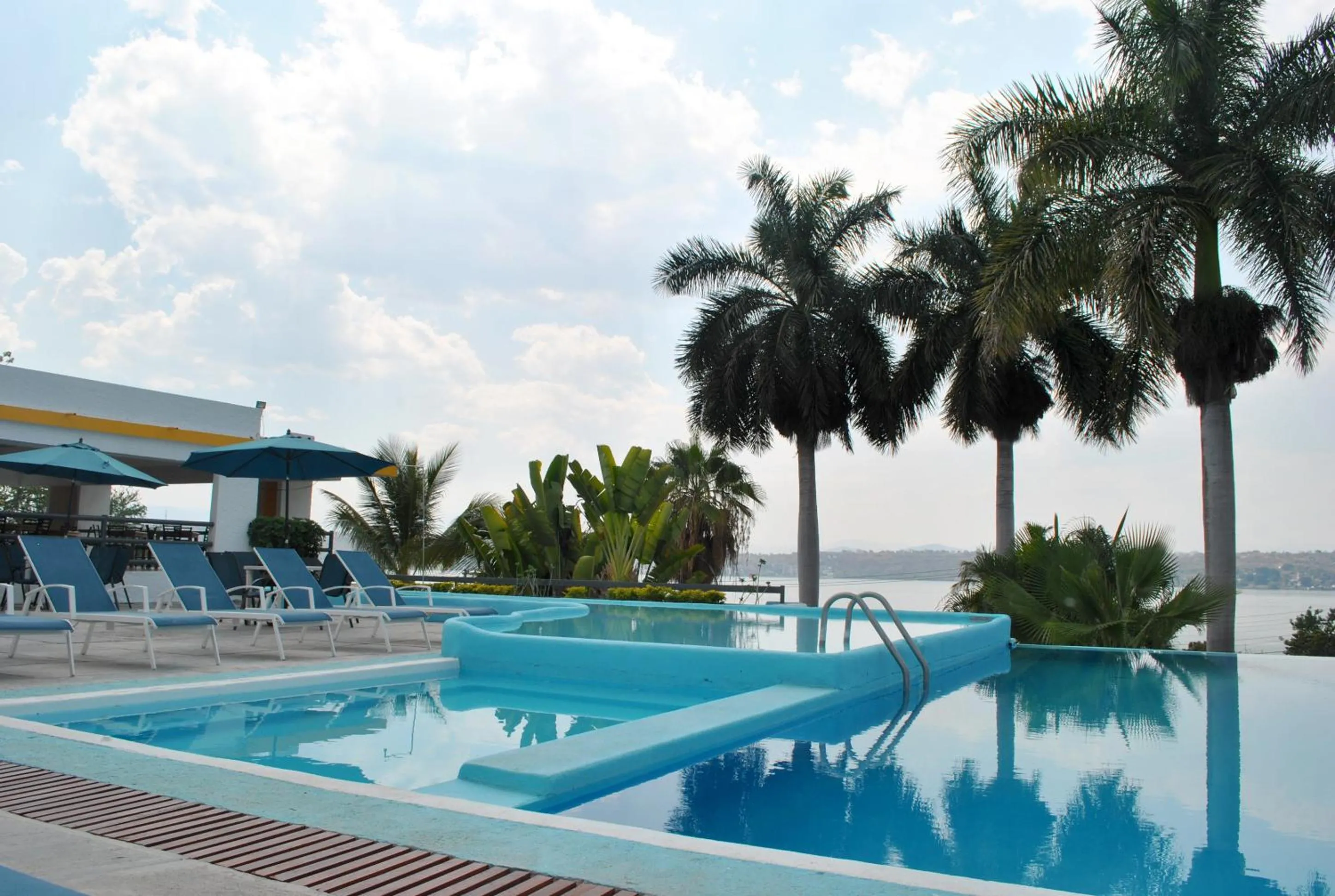Hotel Infinity