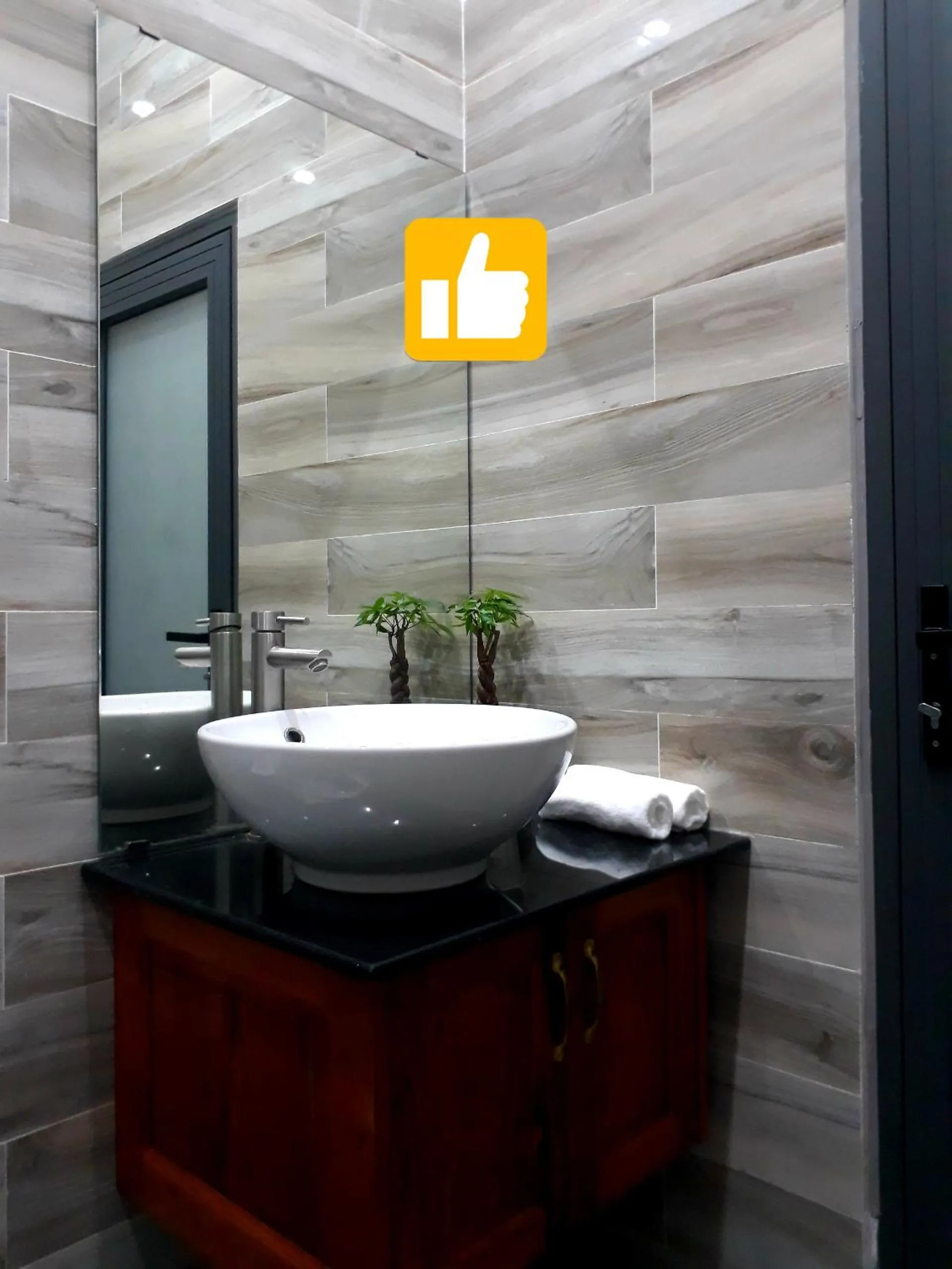 Bathroom in Adora Central Park Hostel