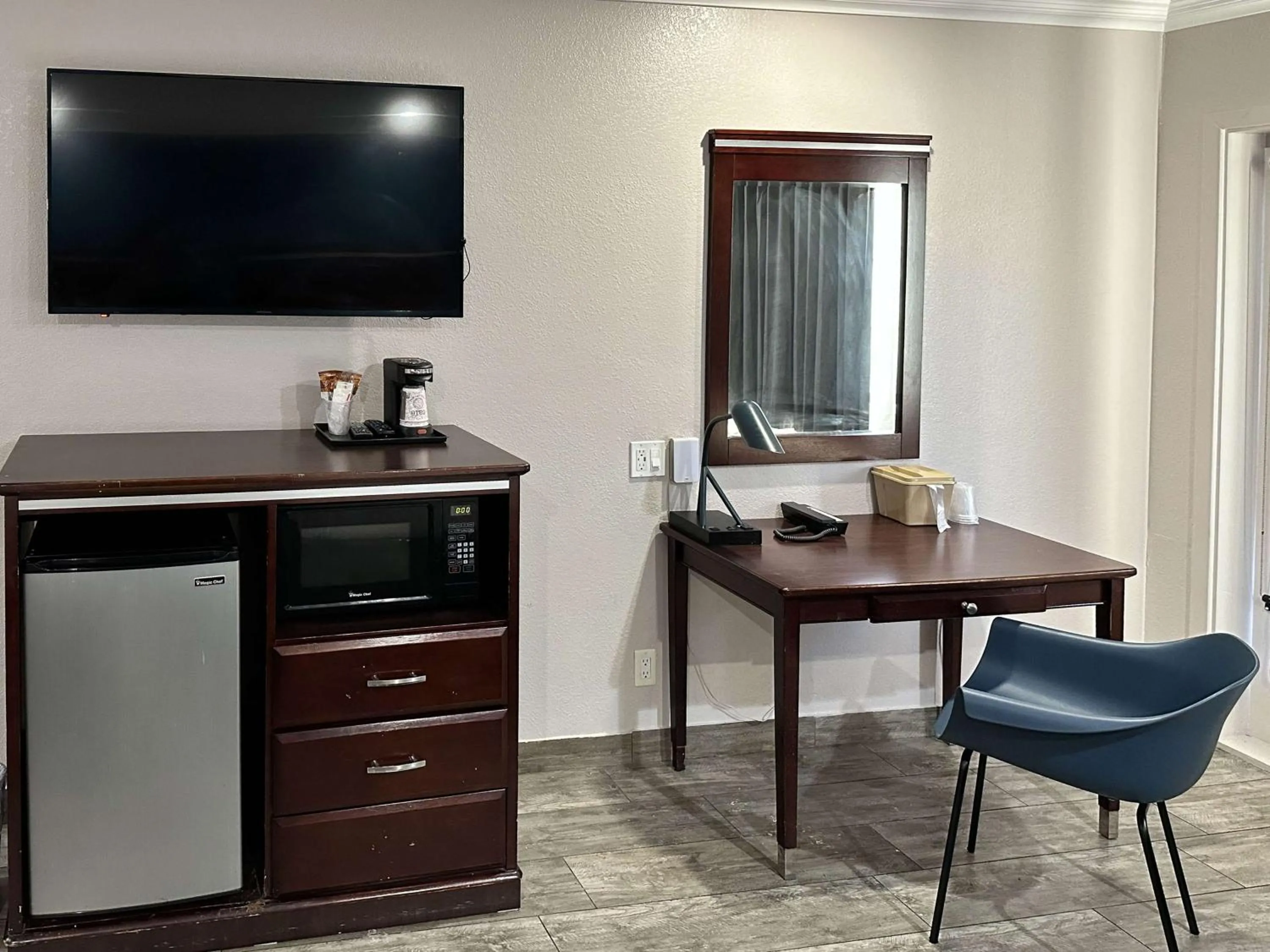 Photo of the whole room in Studio 6 Suites Mesa AZ Near Downtown & Sloan Park