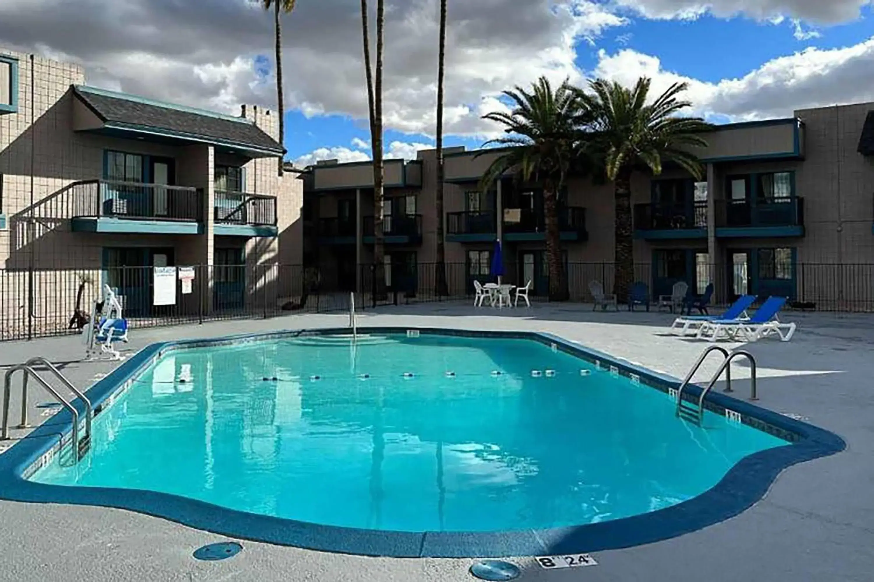 Pool view in Super 8 by Wyndham Mesa Downtown Near Convention Center Pool view in Super 8 by Wyndham Mesa Downtown Near Convention Center