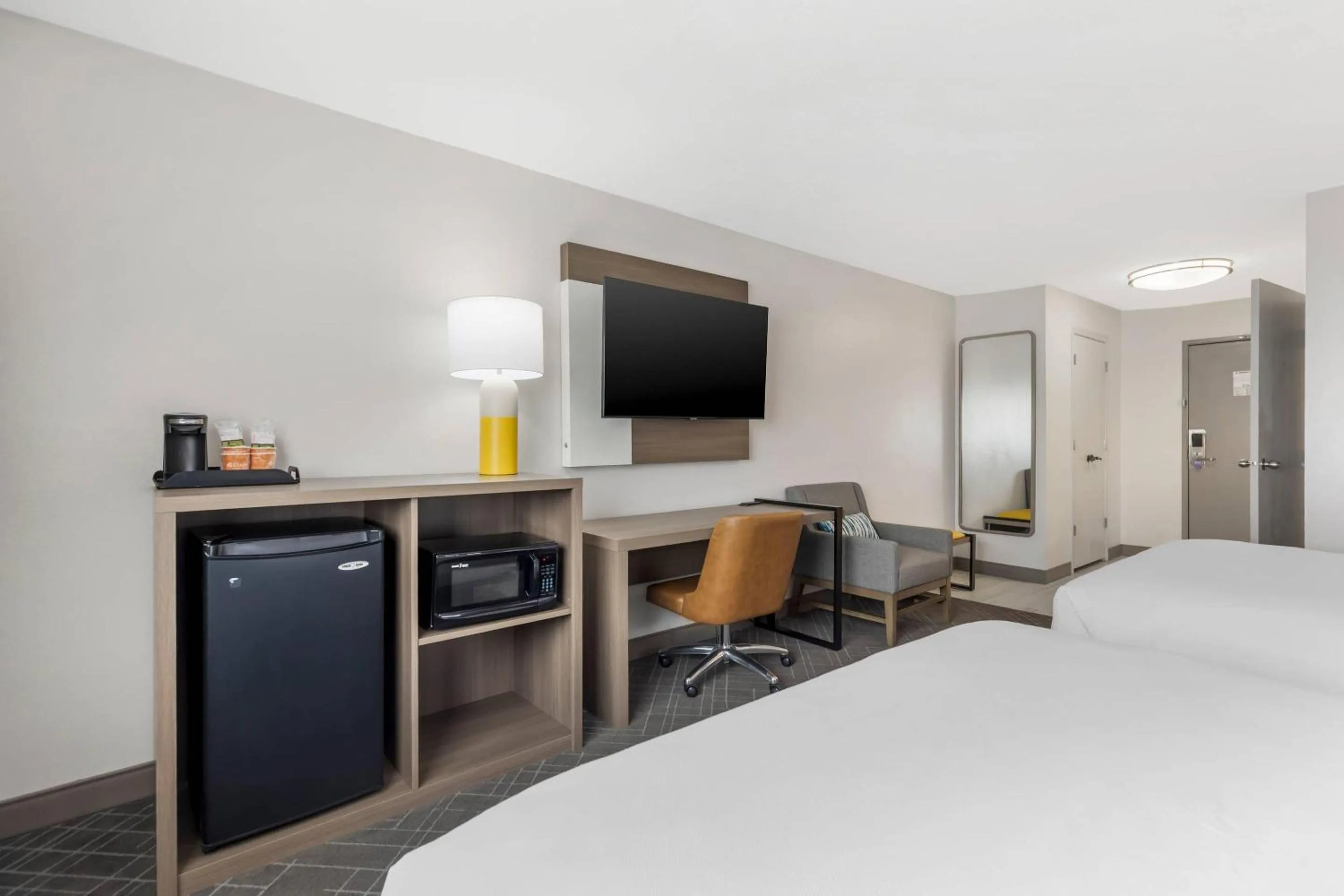 Bedroom, Bed in Comfort Inn Ballard-Roosevelt