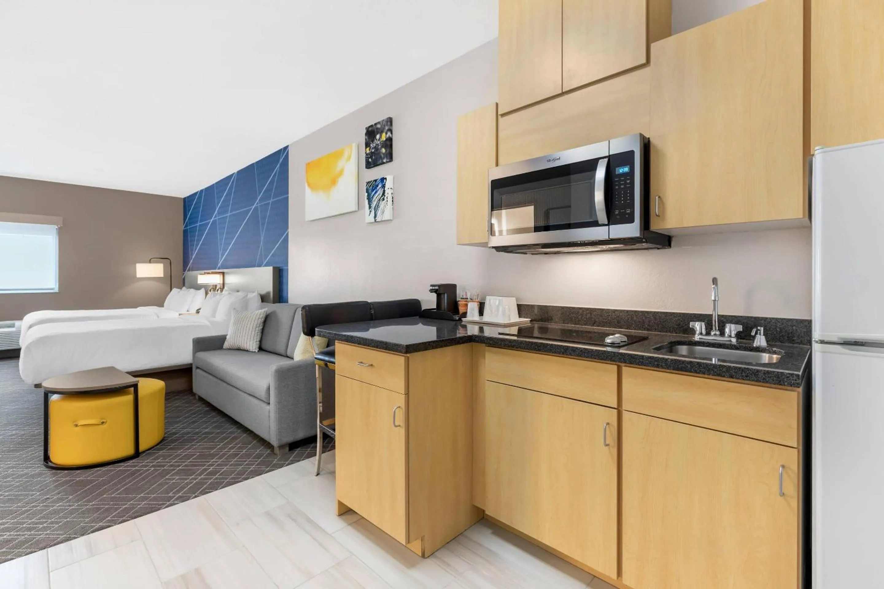 Bedroom, Bed in Comfort Inn Ballard-Roosevelt