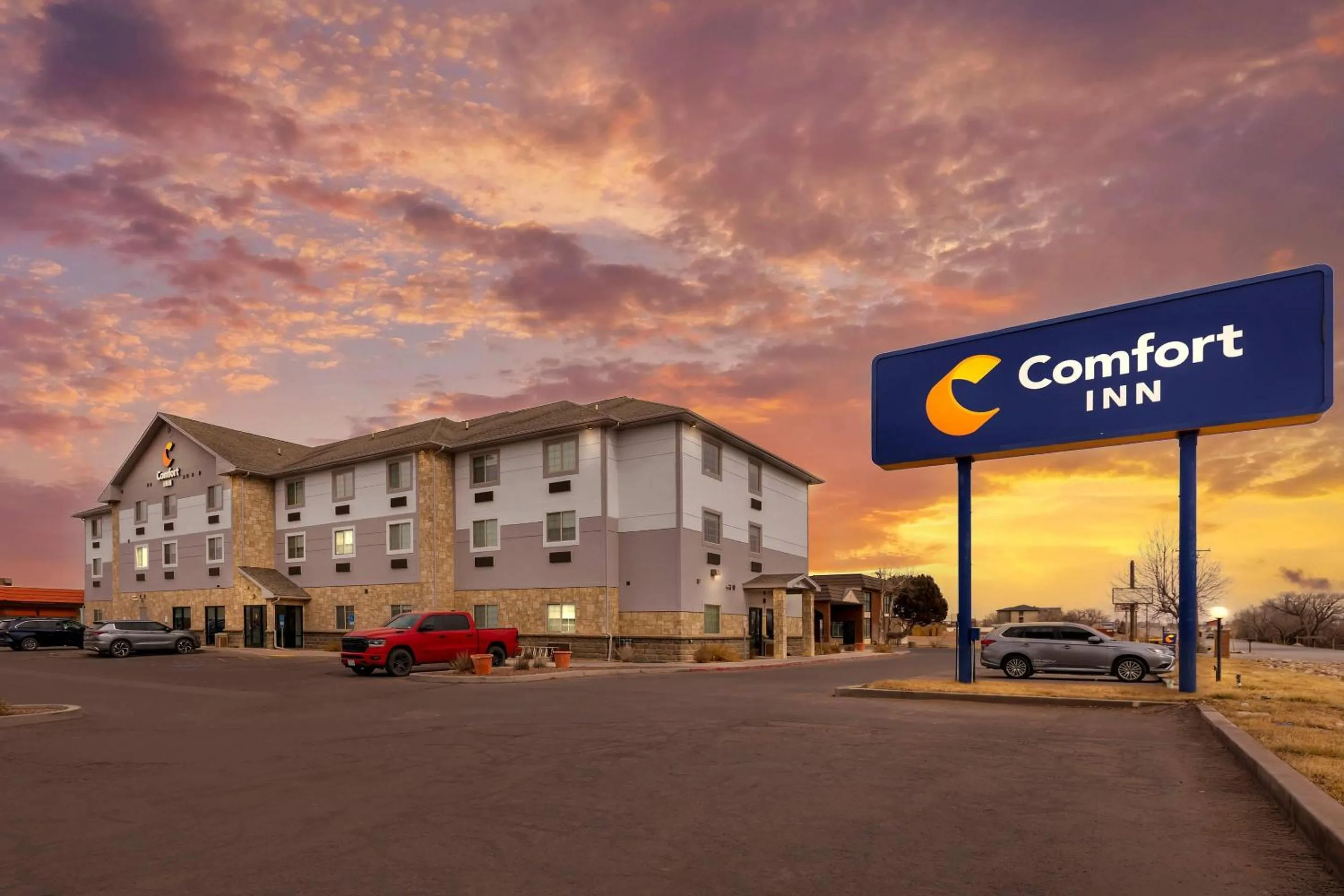 Property building in Comfort Inn Ballard-Roosevelt