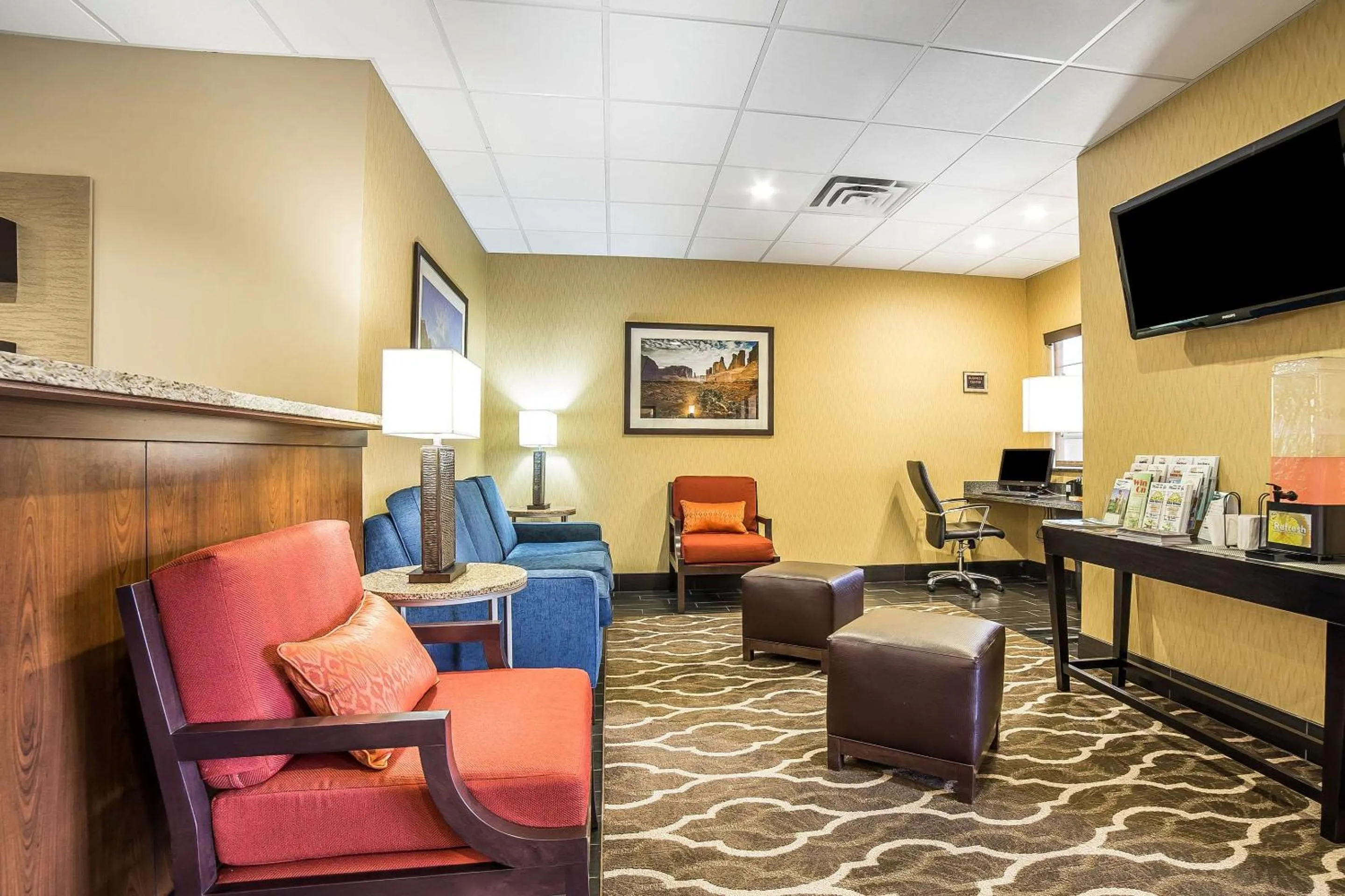 Lobby or reception in Comfort Inn Ballard-Roosevelt