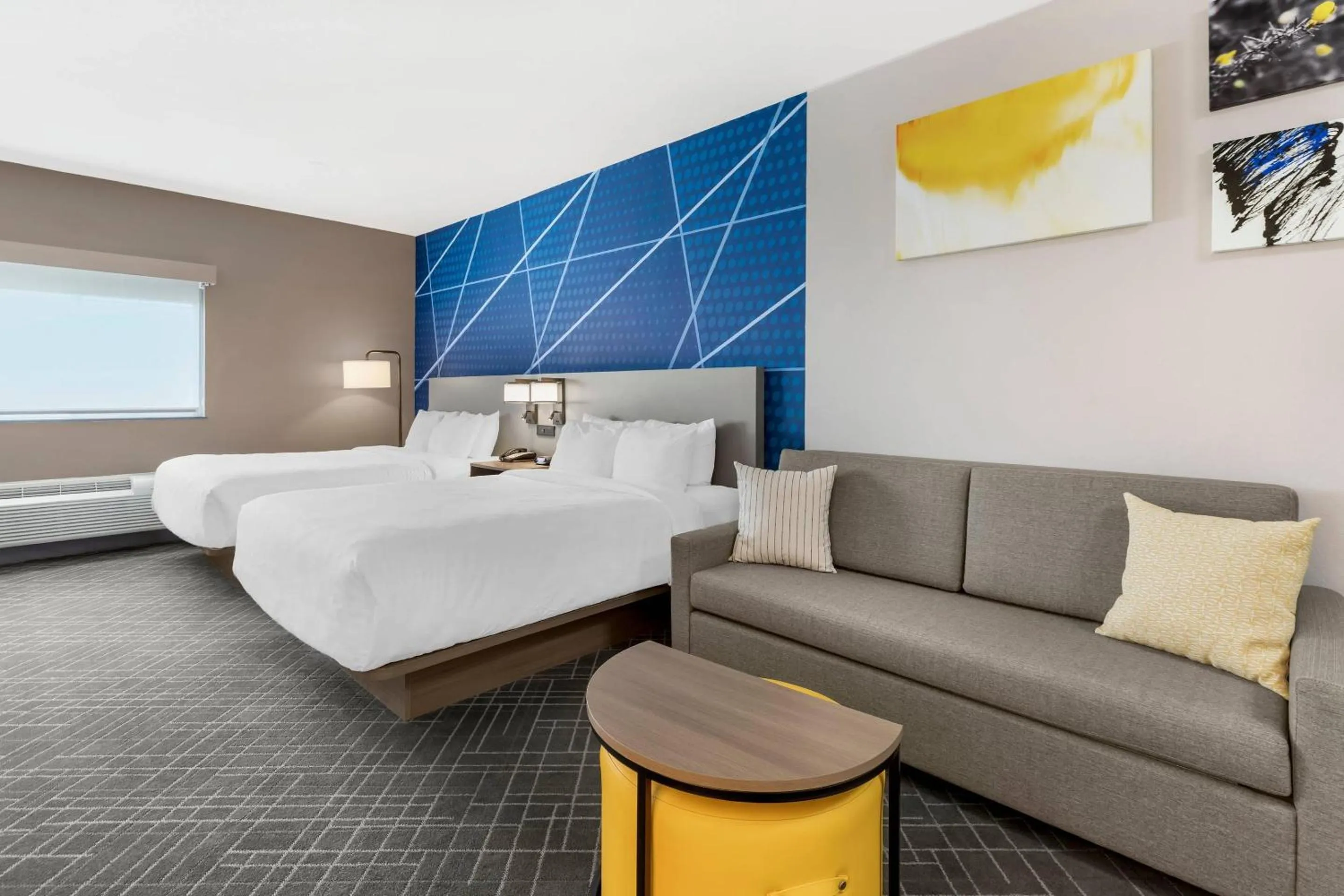 Bedroom, Bed in Comfort Inn Ballard-Roosevelt