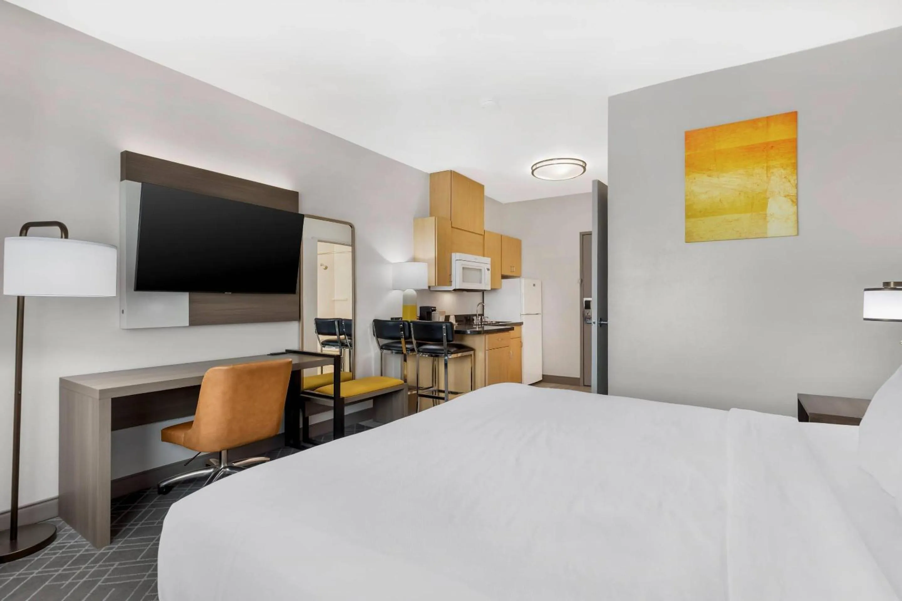 Bedroom, Bed in Comfort Inn Ballard-Roosevelt