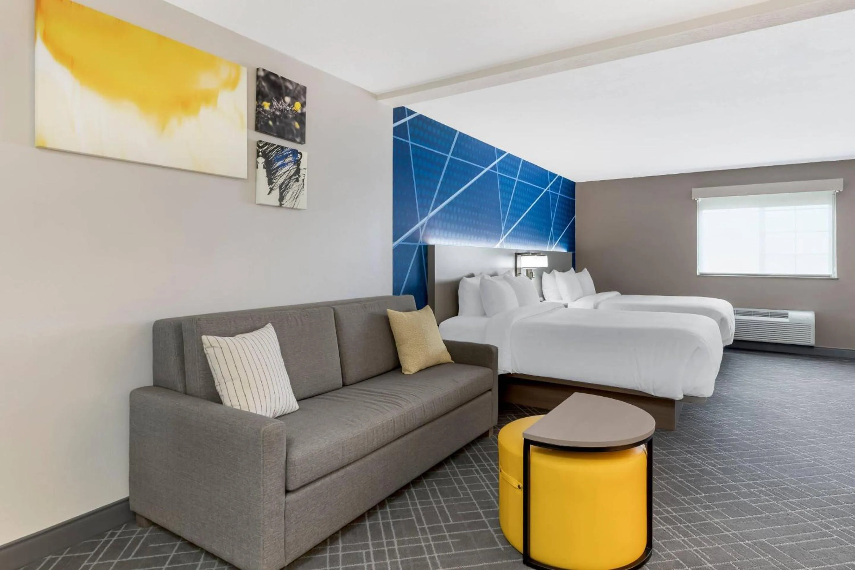 Bedroom, Bed in Comfort Inn Ballard-Roosevelt