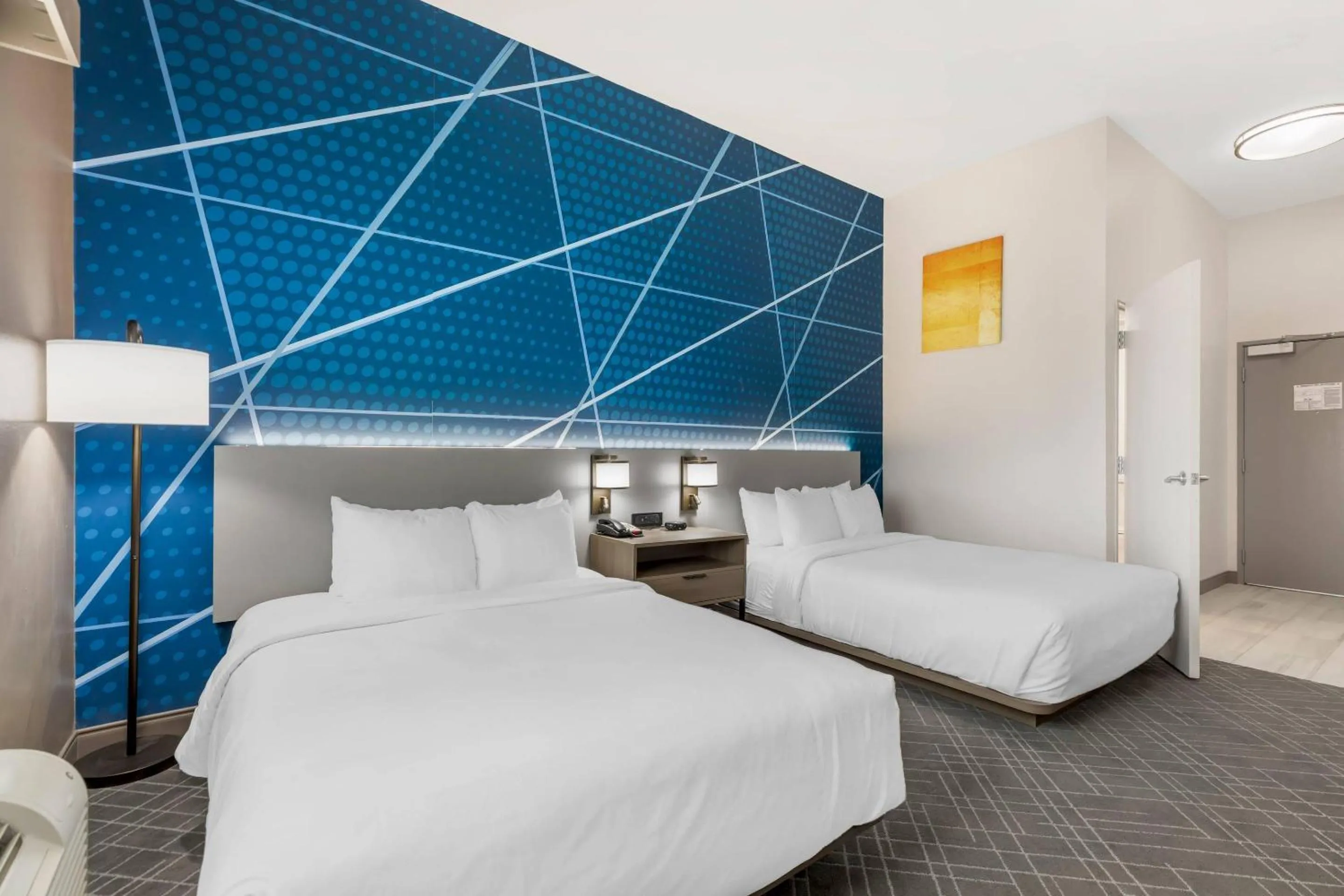 Bedroom, Bed in Comfort Inn Ballard-Roosevelt