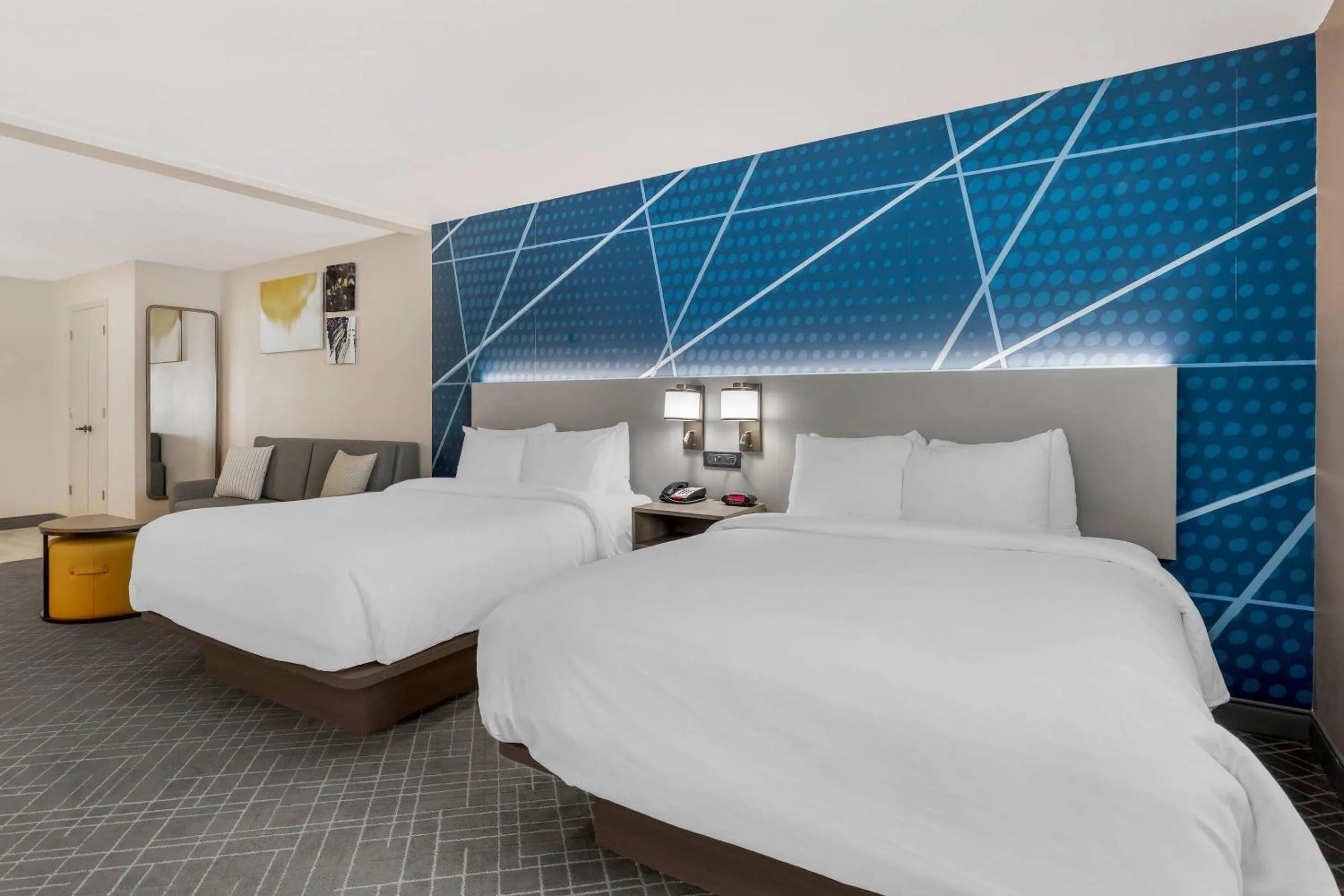 Bedroom, Bed in Comfort Inn Ballard-Roosevelt