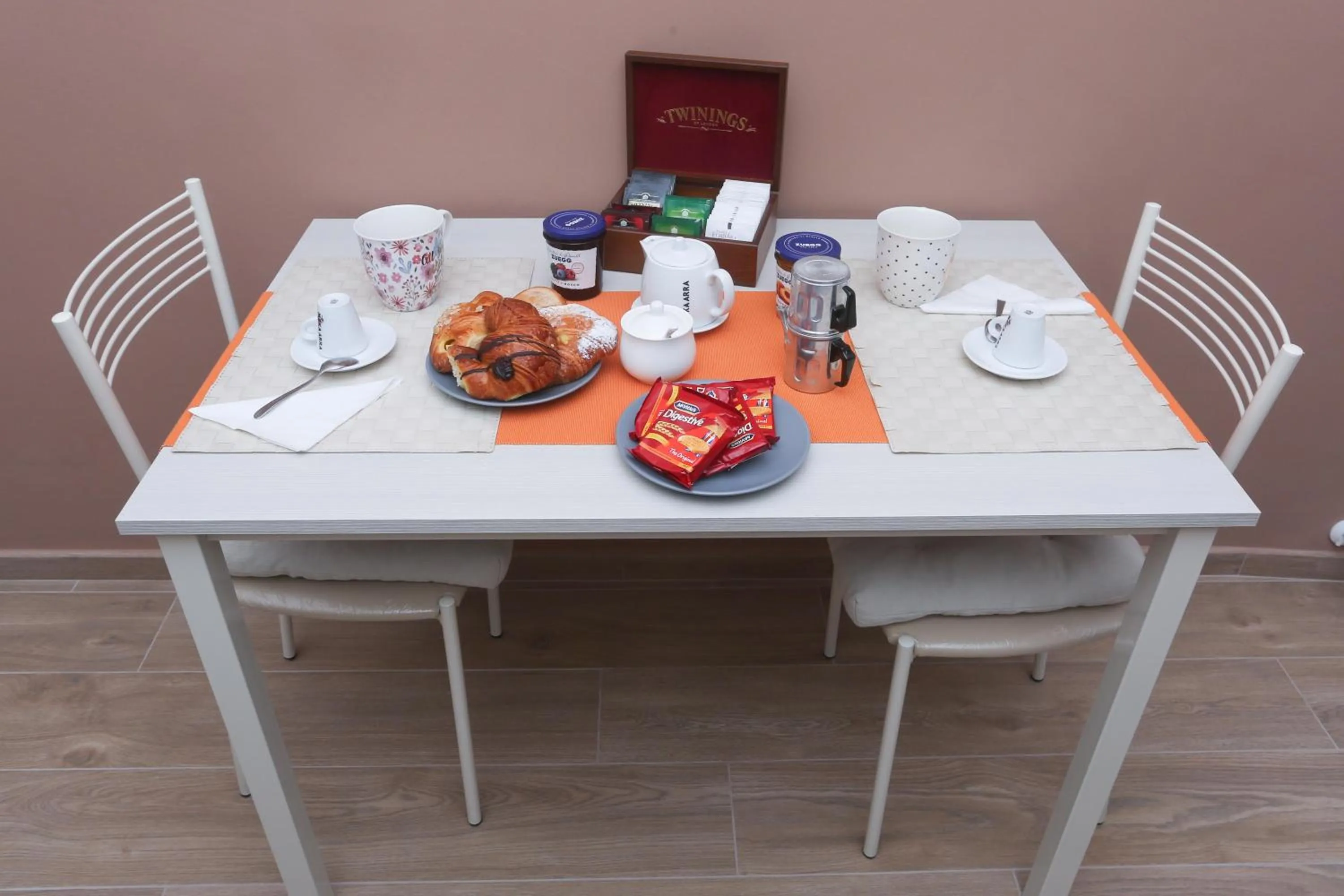 Italian breakfast in Residenza Leone