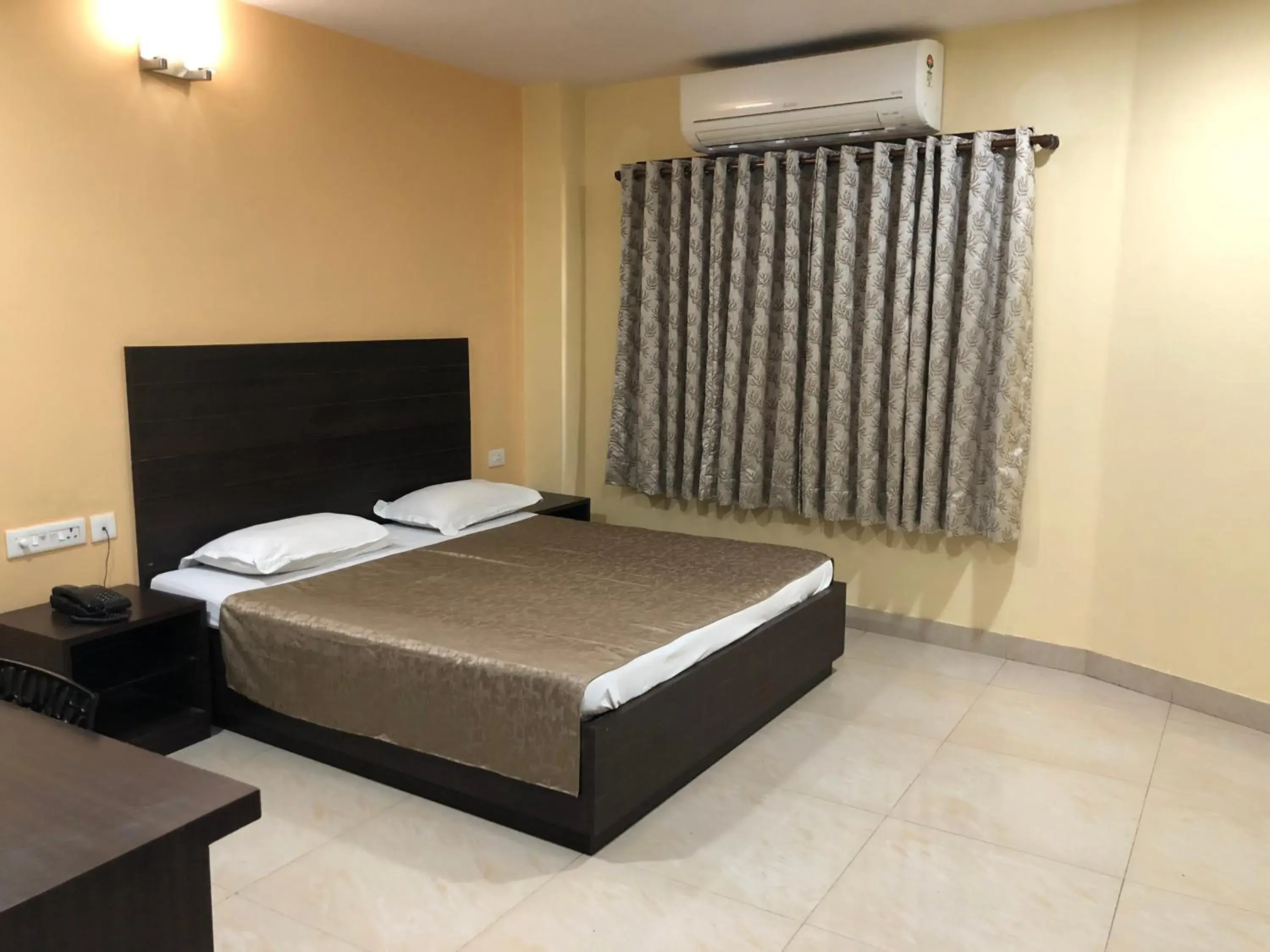 Hotel Bagla Atithi Banaras Hotel Bagla Atithi Banaras