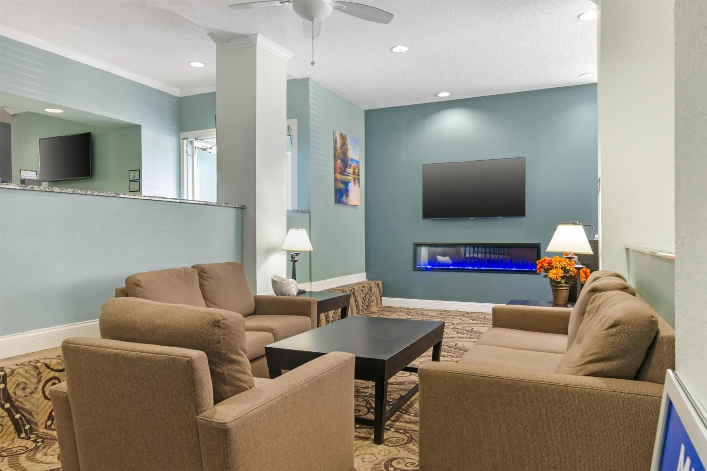 Lobby or reception in Best Western Teal Lake Inn