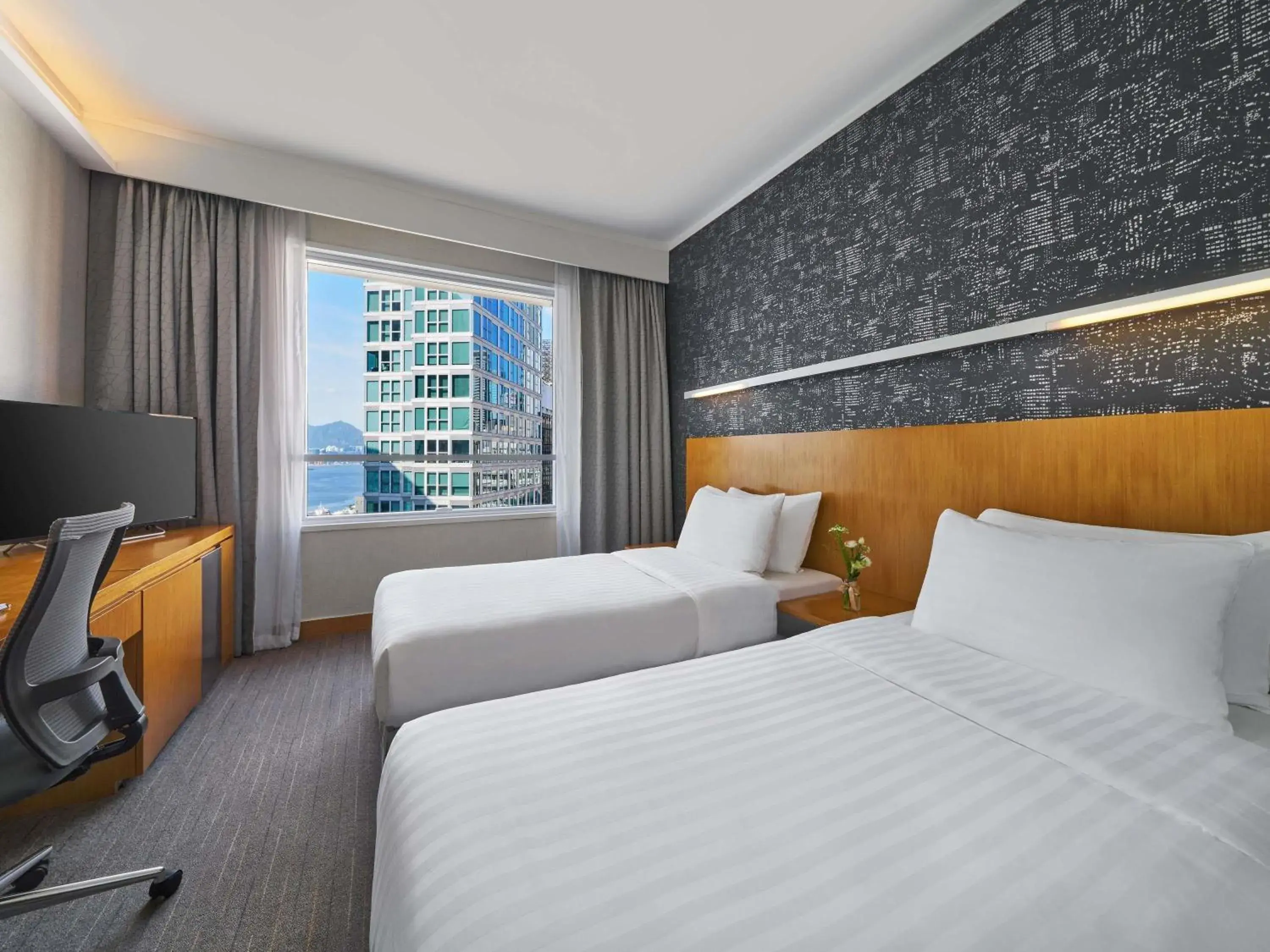 Bedroom, Bed in Novotel Century Hong Kong Bedroom, Bed in Novotel Century Hong Kong