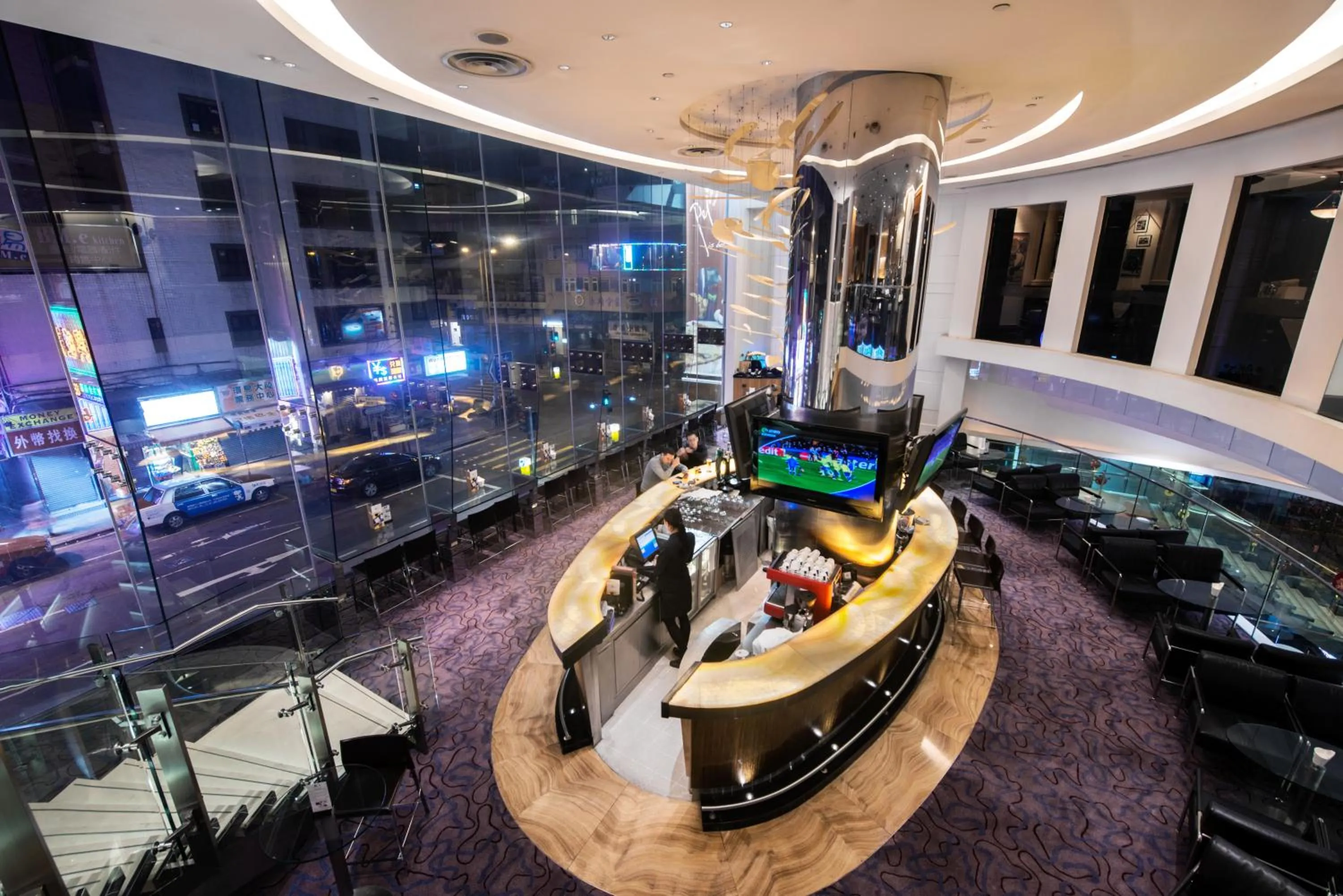 Restaurant/places to eat in Novotel Century Hong Kong