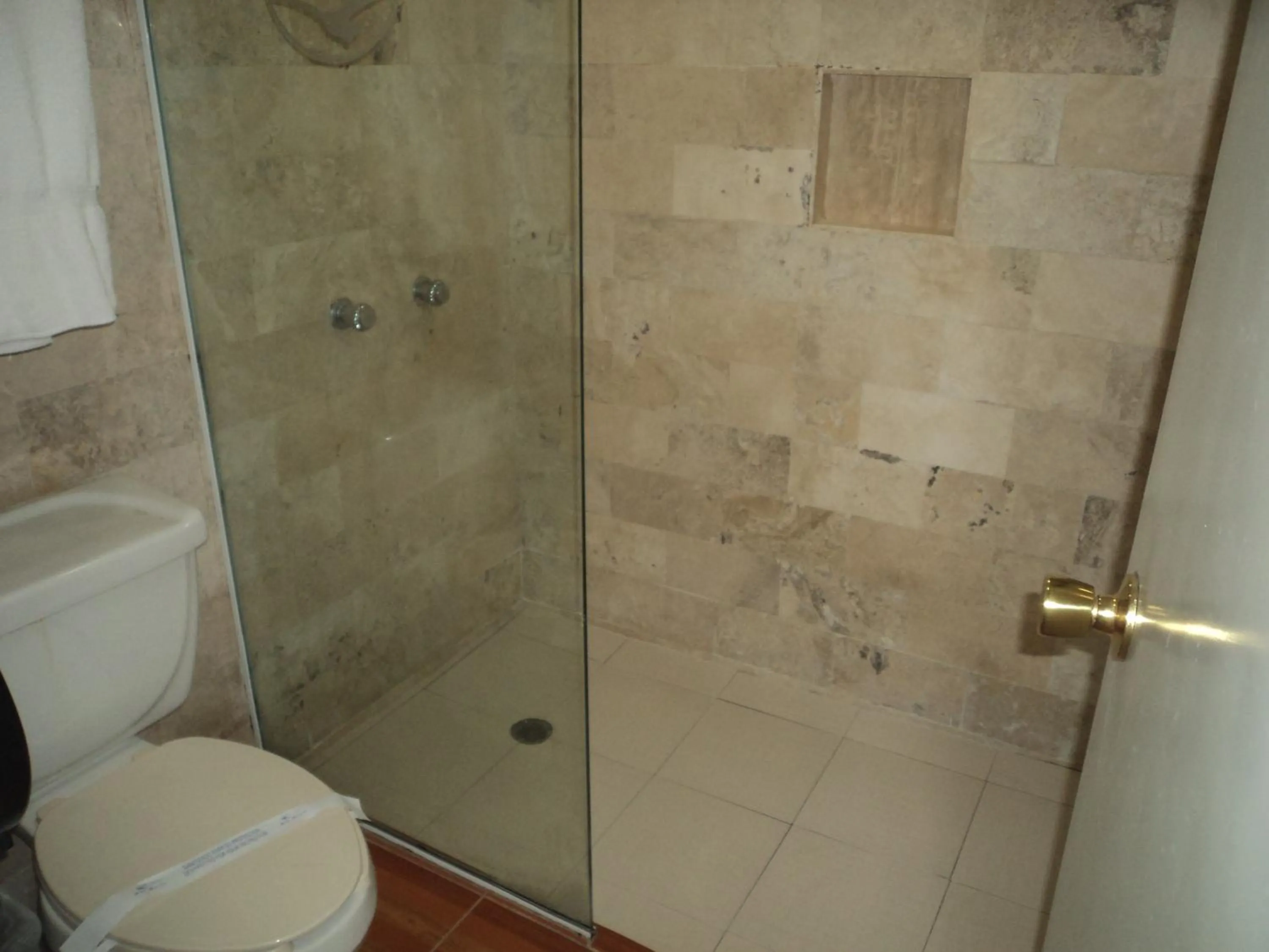 Bathroom in Hotel San Martin