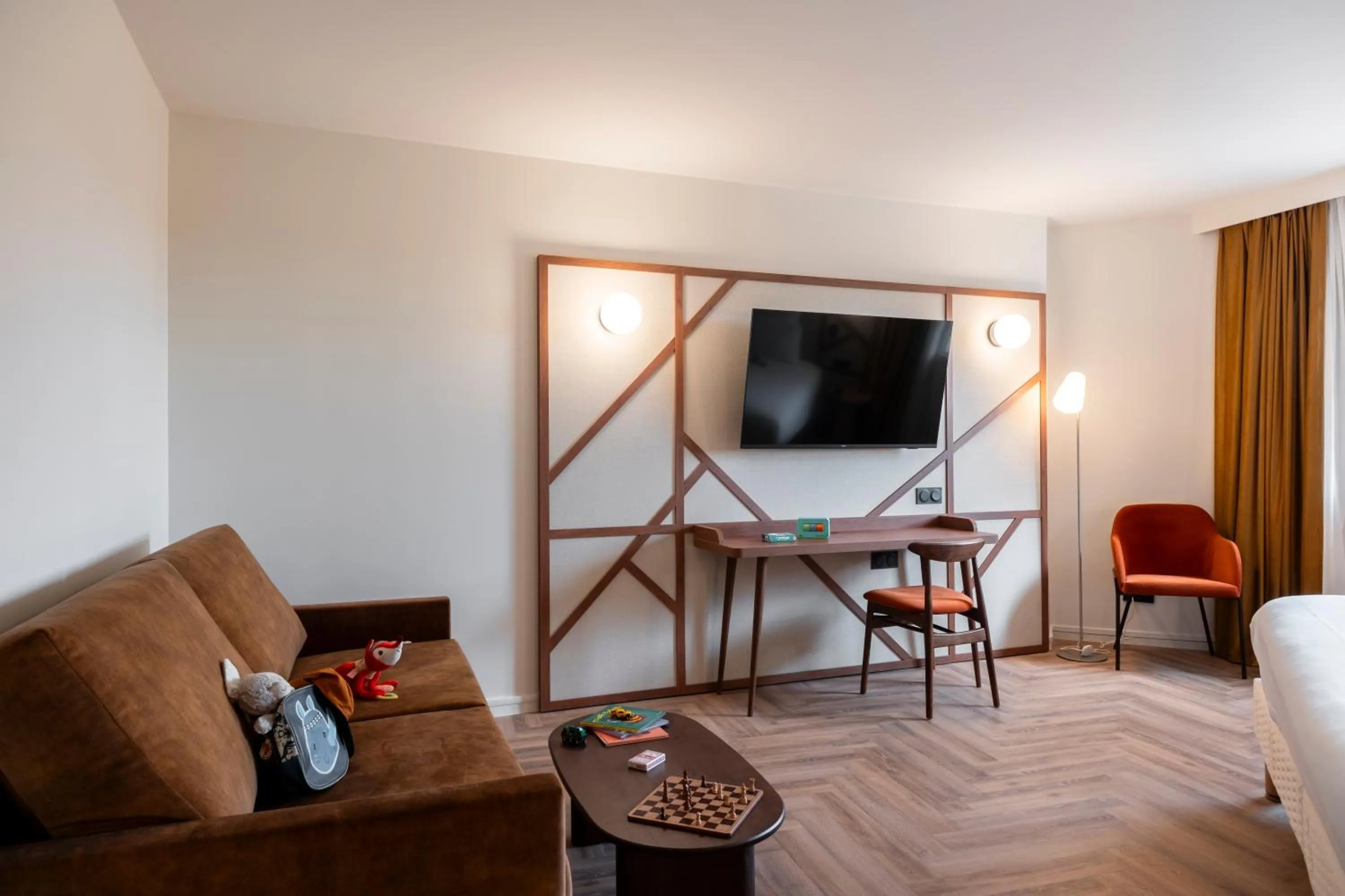 Bedroom in Mercure Rouen Centre Champ de Mars