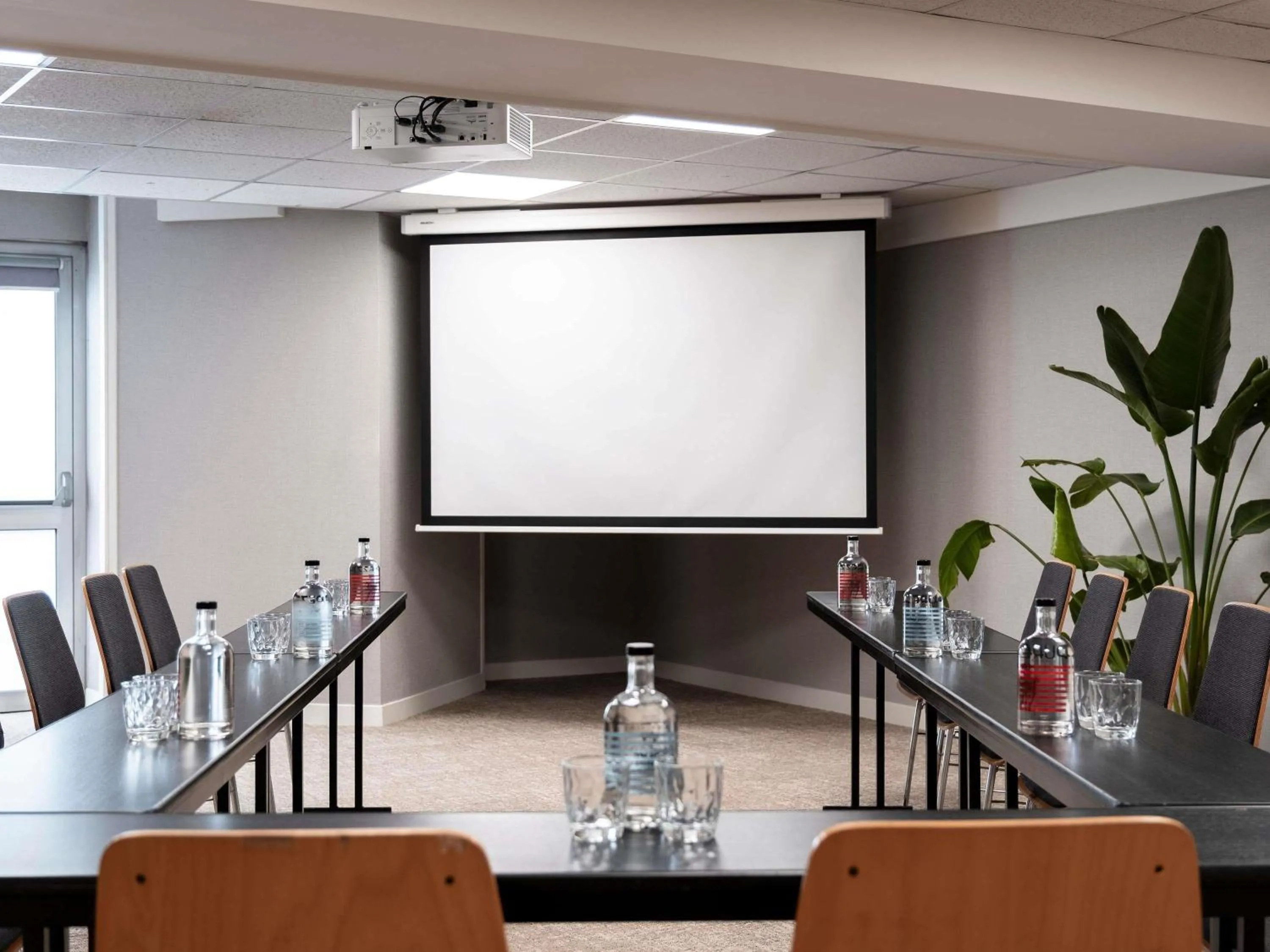 Meeting/conference room in Mercure Rouen Centre Champ de Mars