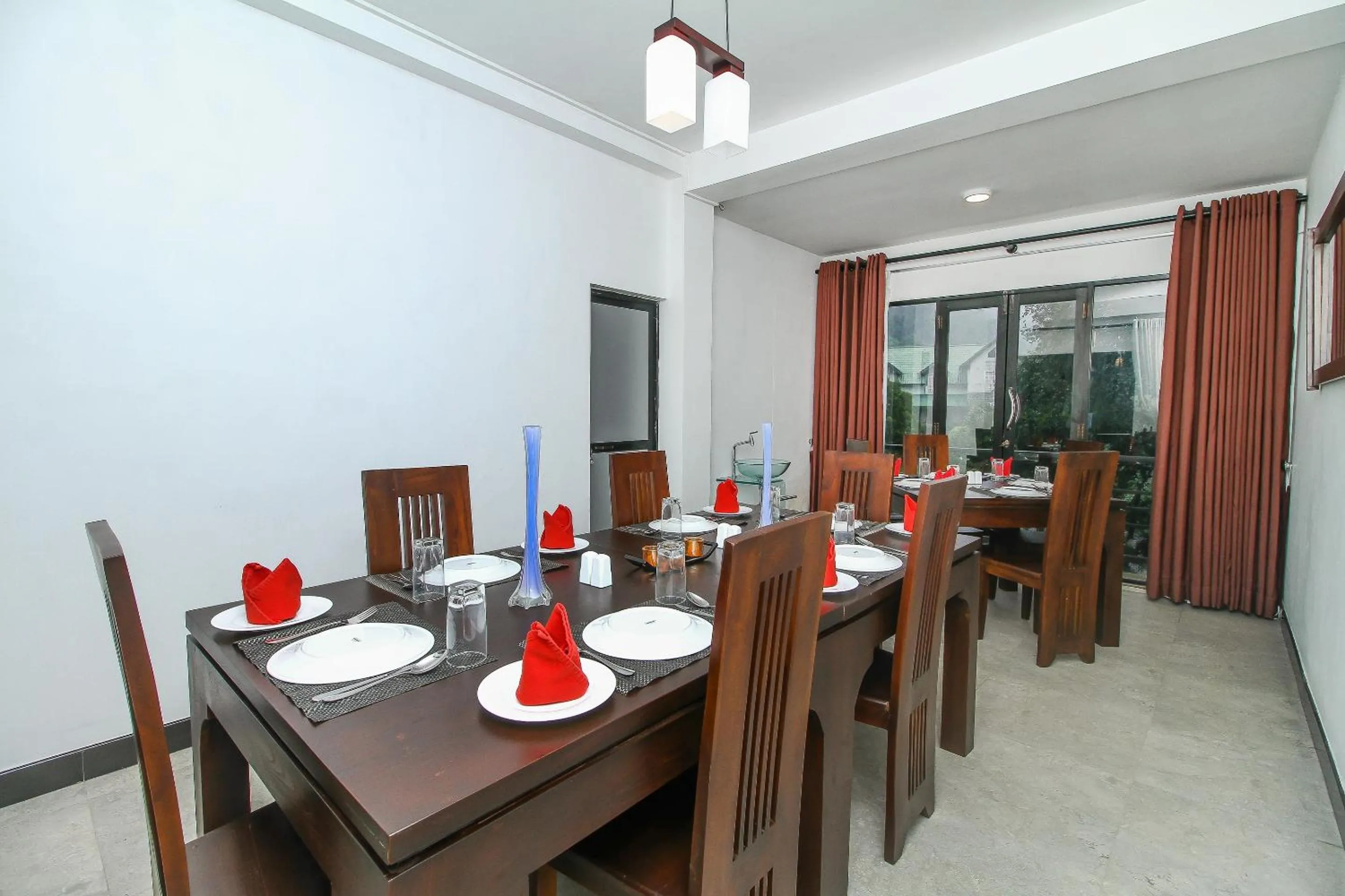Restaurant/places to eat in Delphin Hotel