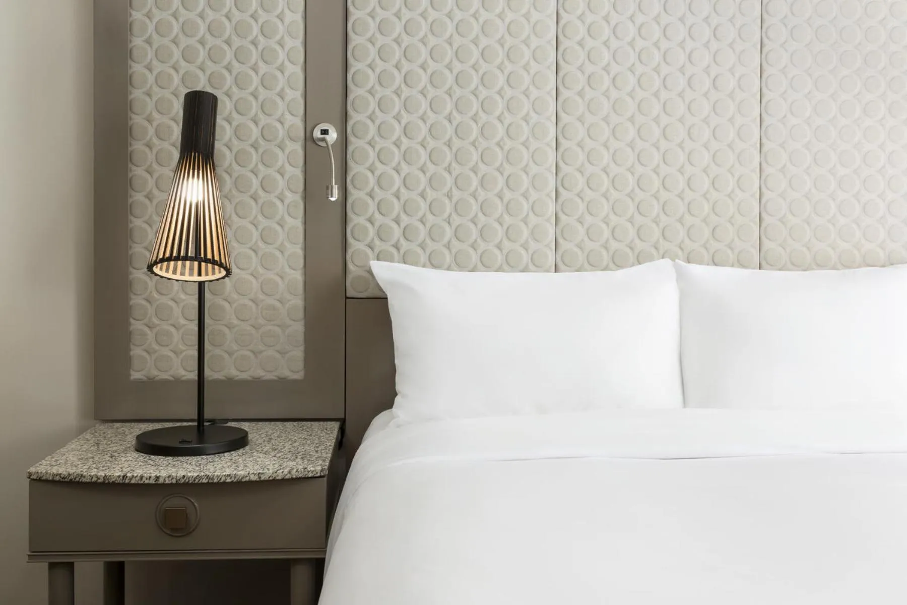 Bedroom, Bed in Stanford Court San Francisco