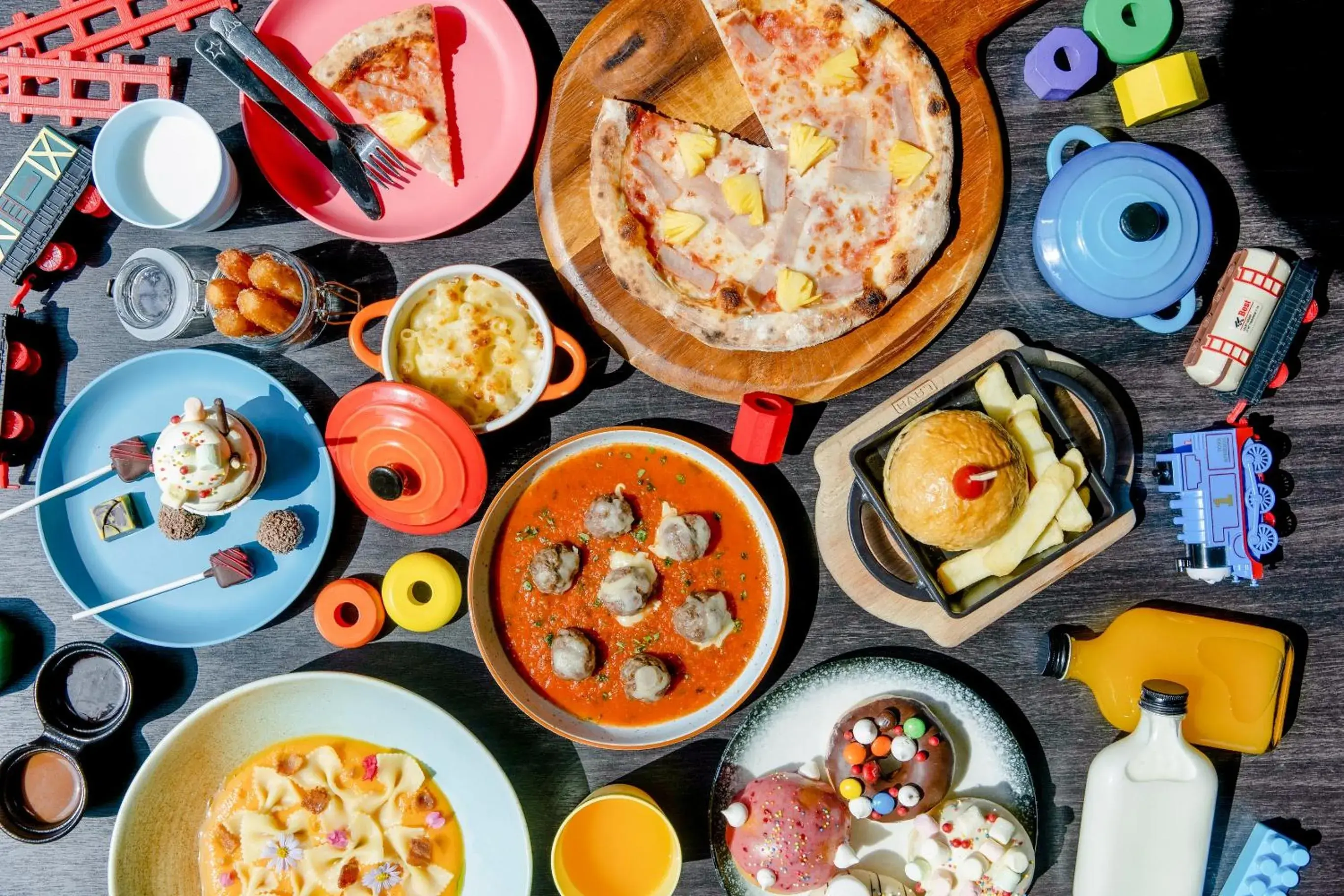 Restaurant/places to eat in Kimpton Maa-Lai Bangkok by IHG Restaurant/places to eat in Kimpton Maa-Lai Bangkok by IHG