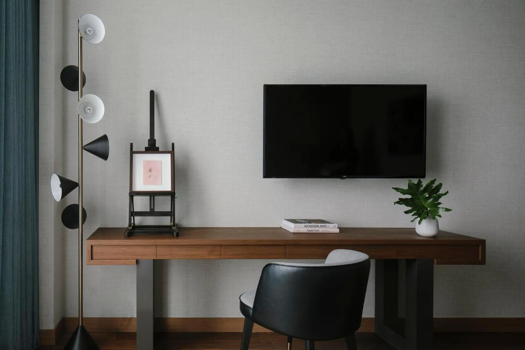 Photo of the whole room in Kimpton Maa-Lai Bangkok by IHG