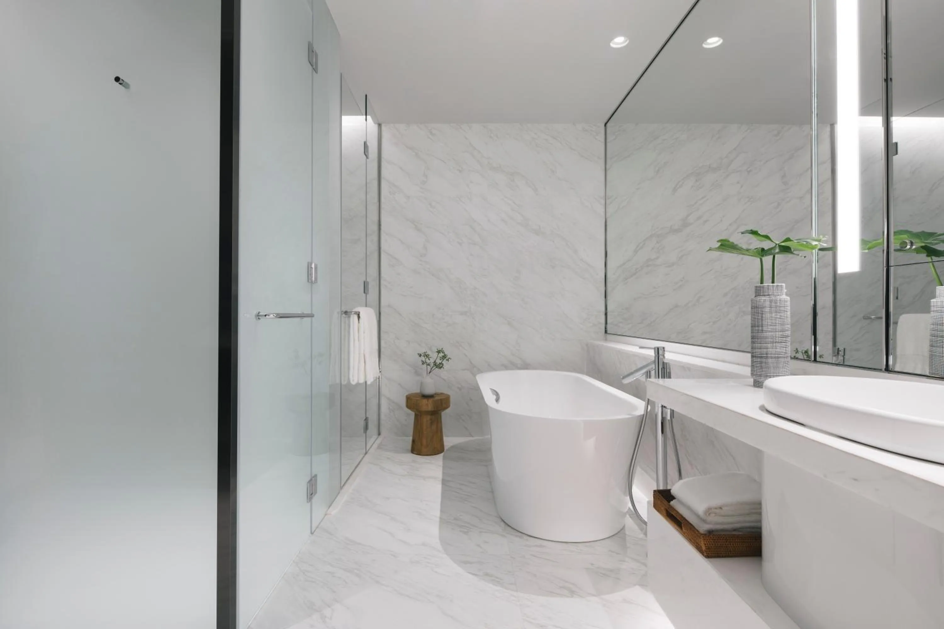 Shower in Kimpton Maa-Lai Bangkok by IHG