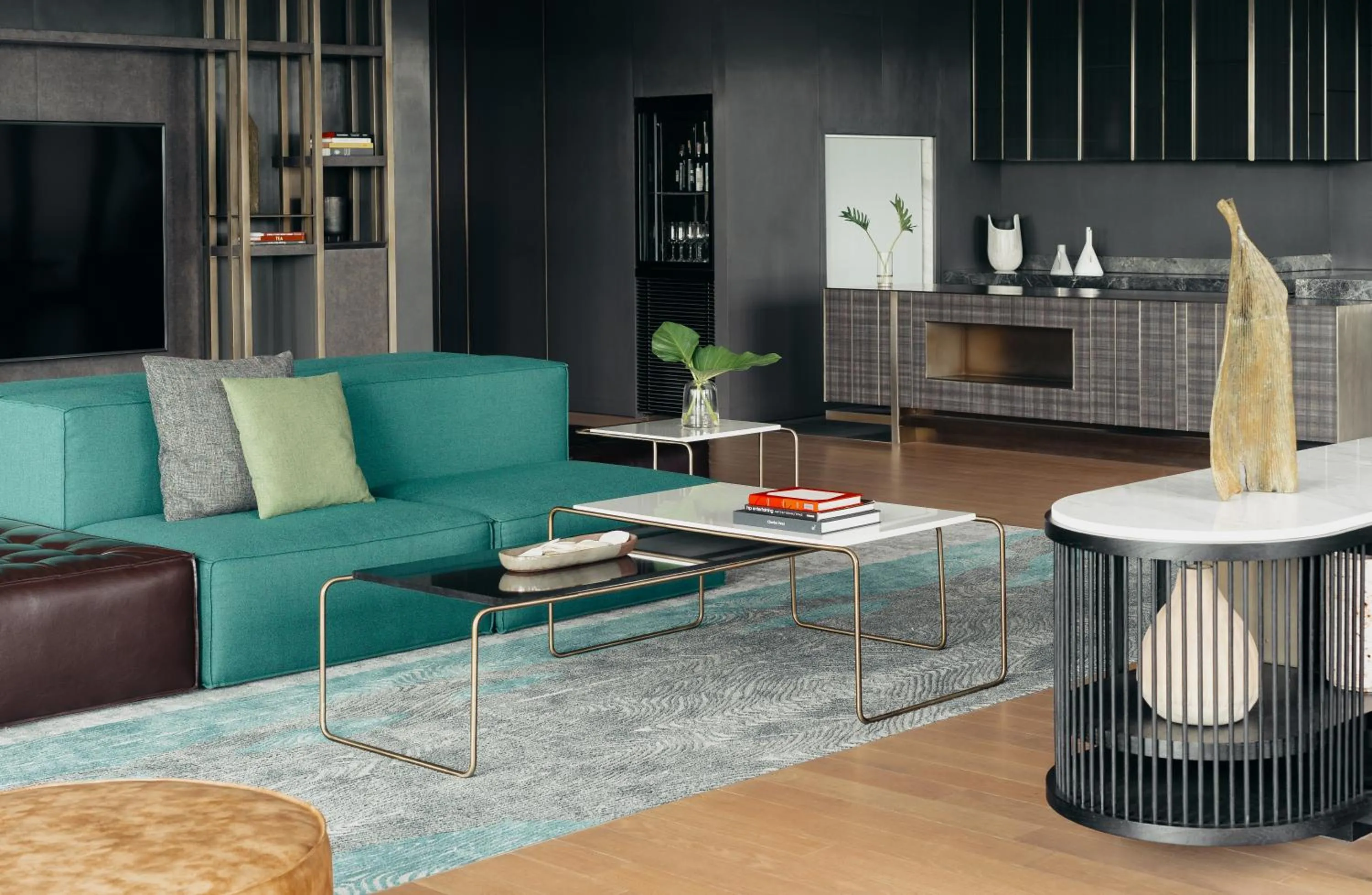 Communal lounge/ TV room in Kimpton Maa-Lai Bangkok by IHG