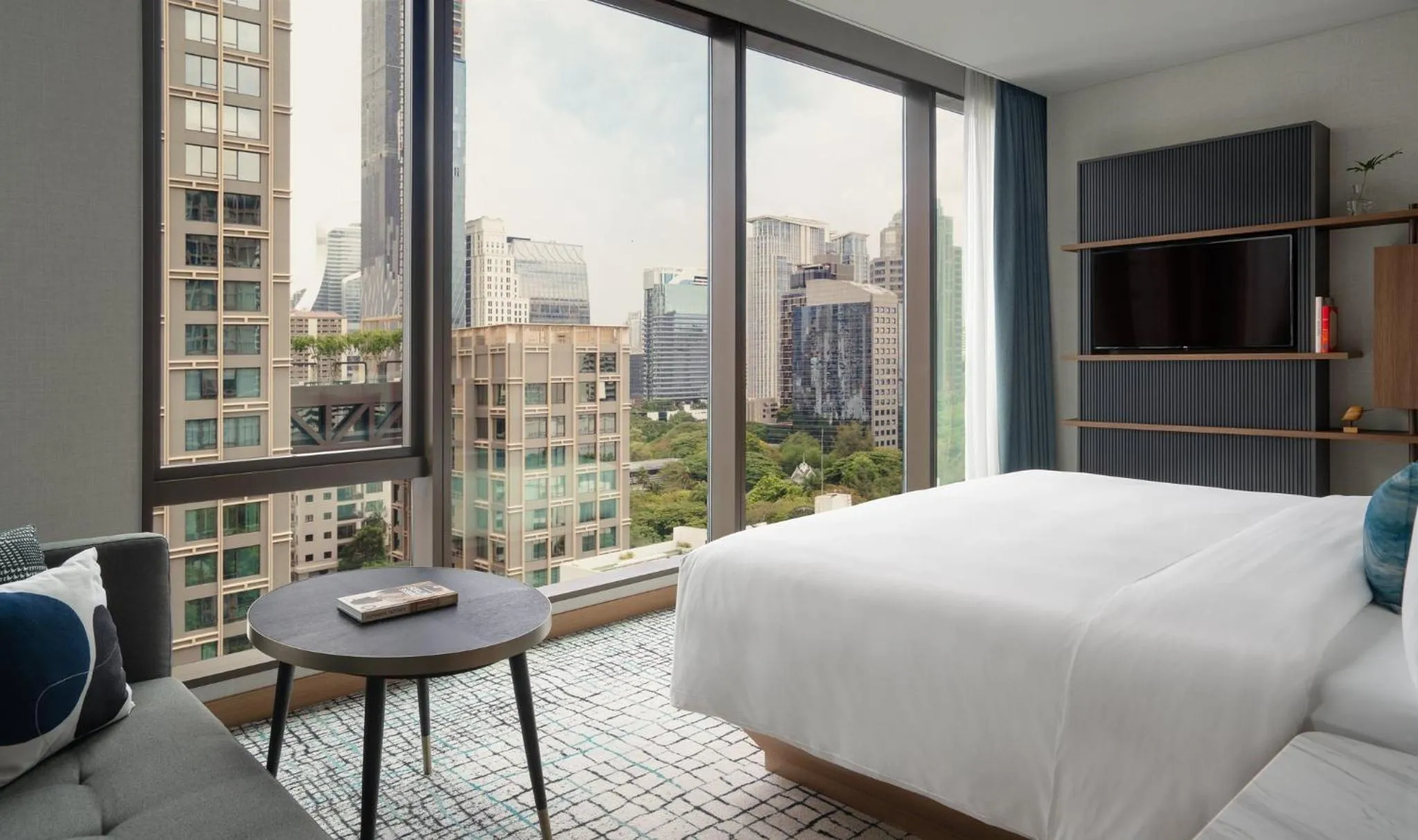 Photo of the whole room, Bed in Kimpton Maa-Lai Bangkok by IHG