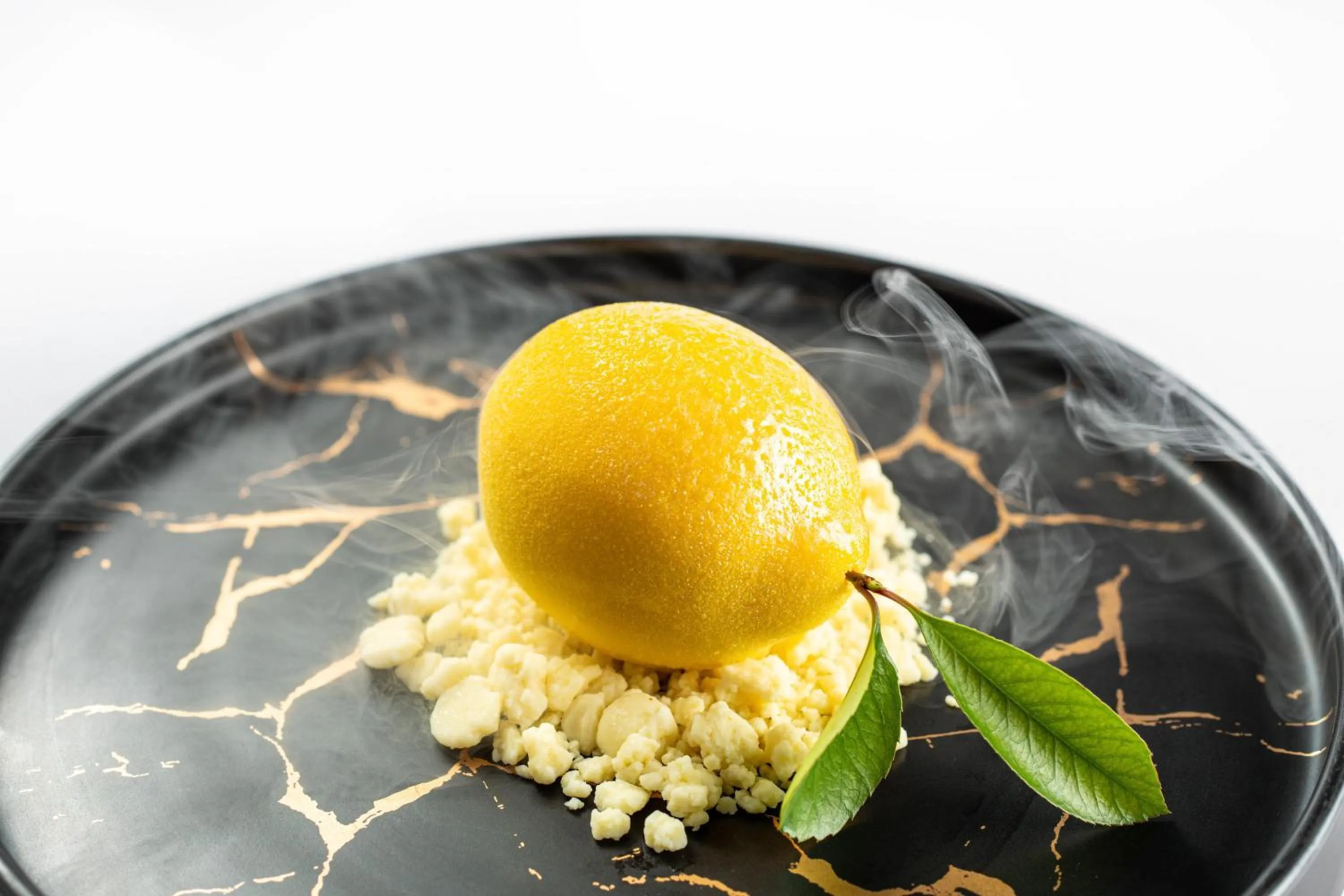 Lounge or bar in Holiday Inn Hangzhou Binjiang