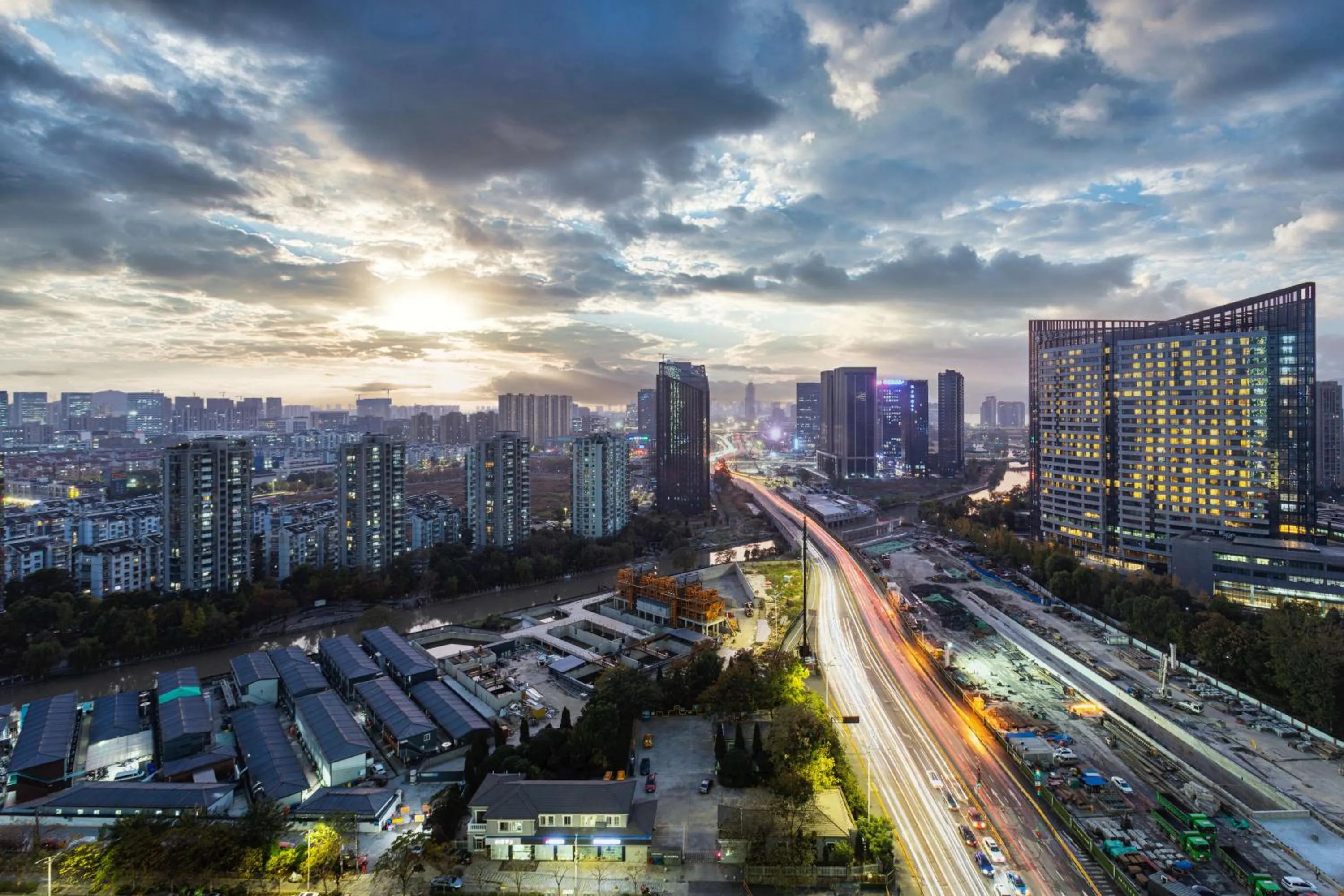 City view in Holiday Inn Hangzhou Binjiang