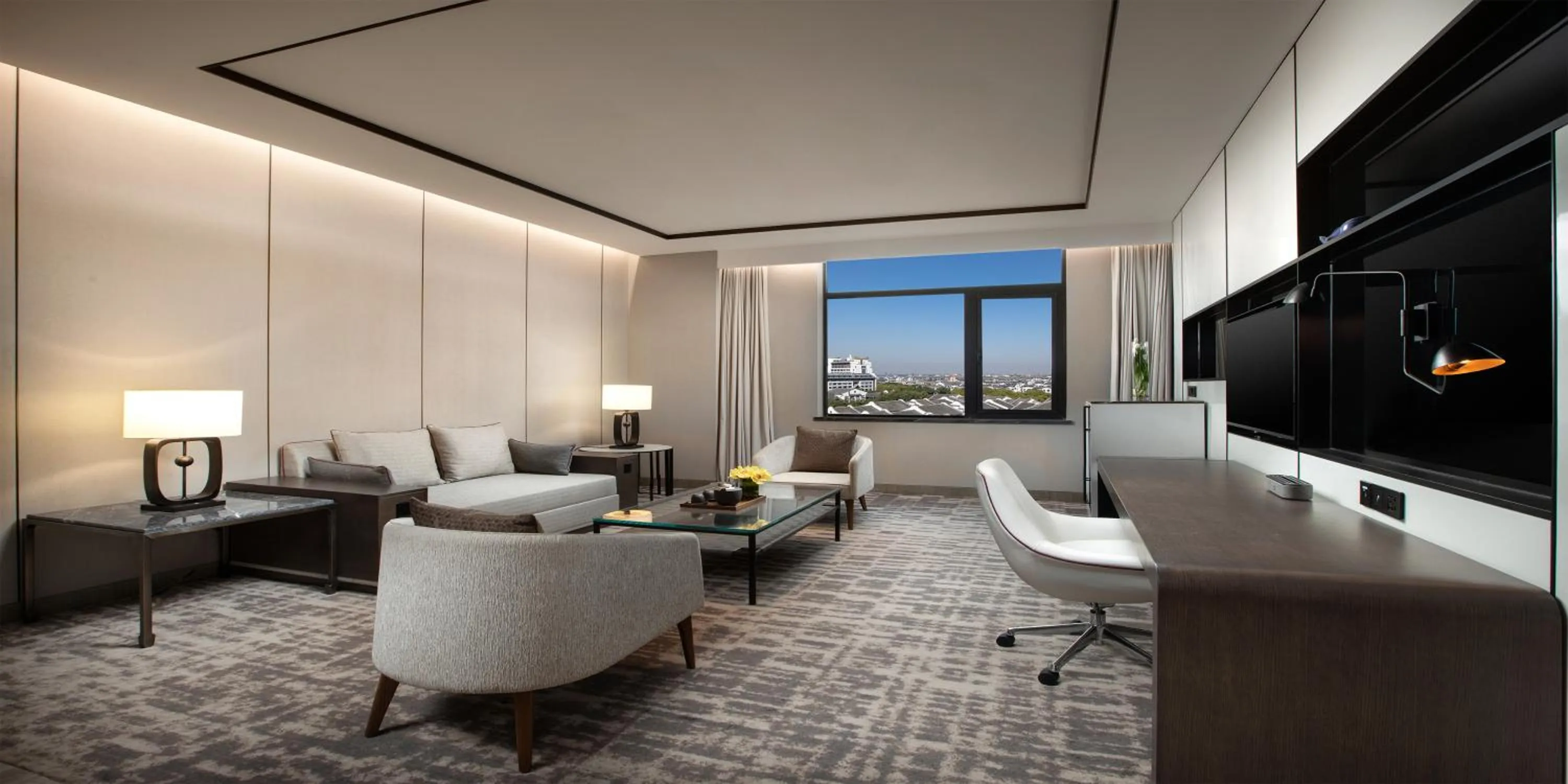 TV and multimedia in Crowne Plaza Wuzhen by IHG